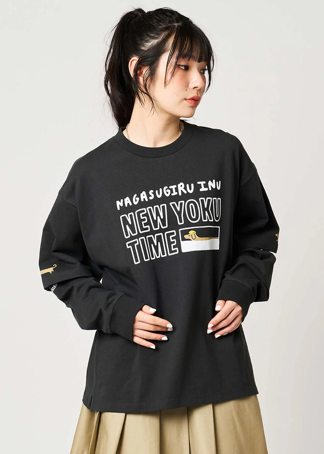 Nagasugiru Inu New York Time | Layered Oversized Long Sleeve T-Shirt - Image 9