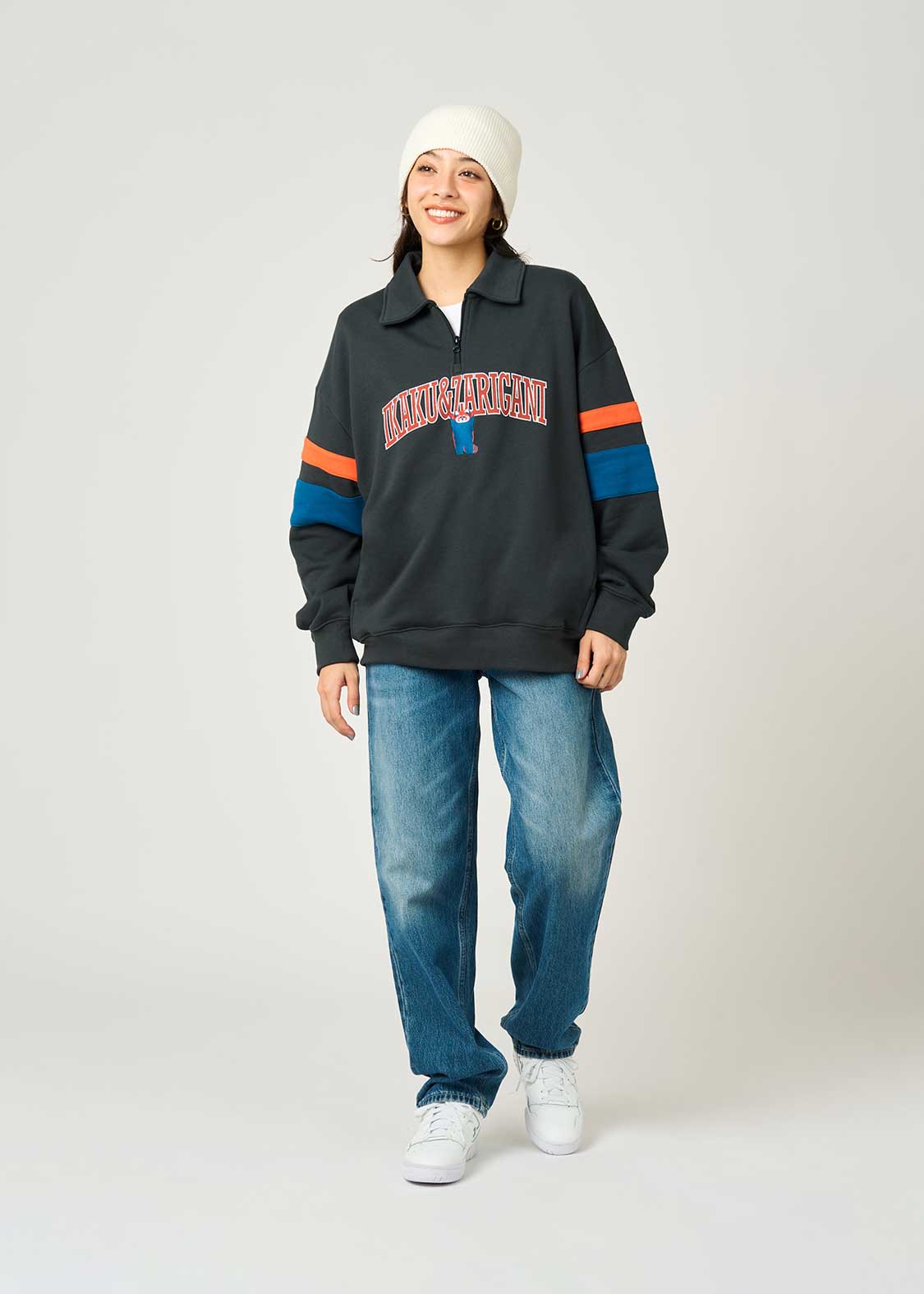 Ikaku | Half-Zip Sweatshirt - Image 10