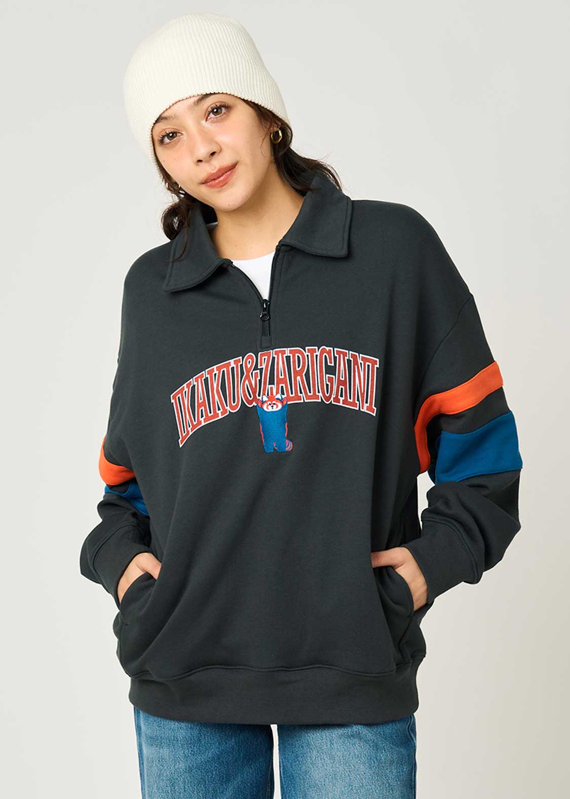 Ikaku | Half-Zip Sweatshirt - Image 9