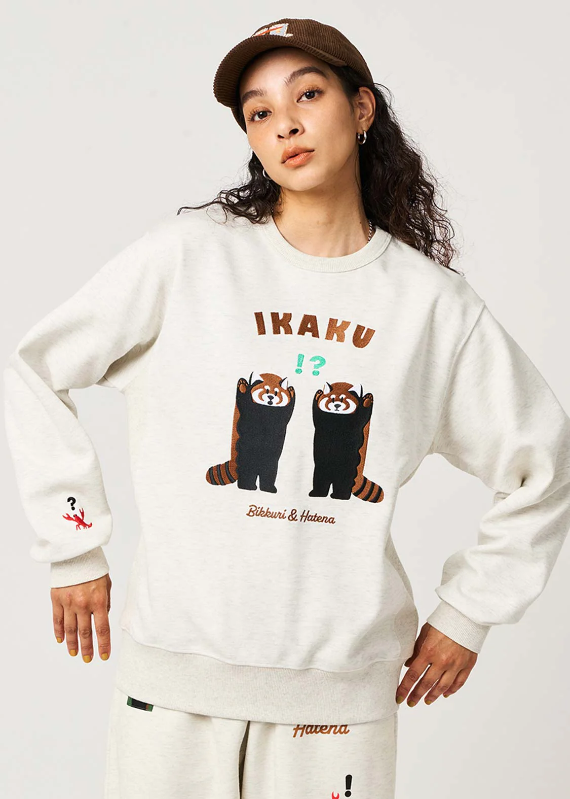 Ikaku Surprise Question | Cardboard Sweatshirt - Image 9