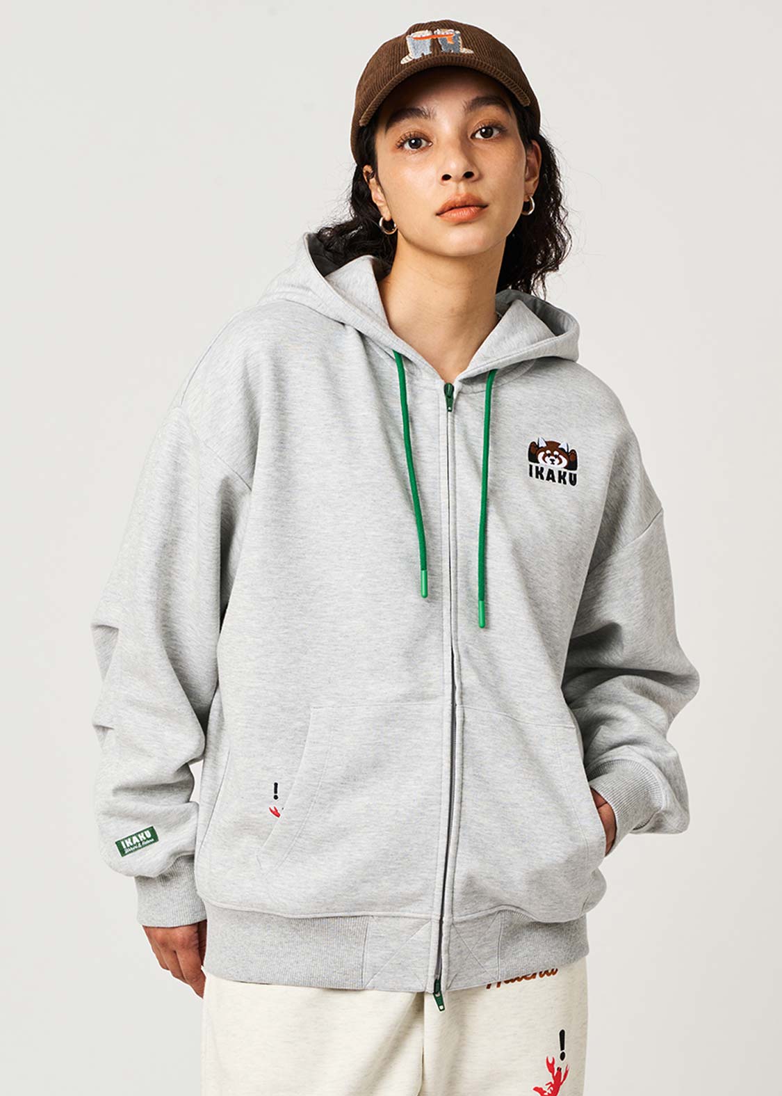 Ikaku Bikkuri Hatena | Cardboard Big Zip Hoodie - Image 6