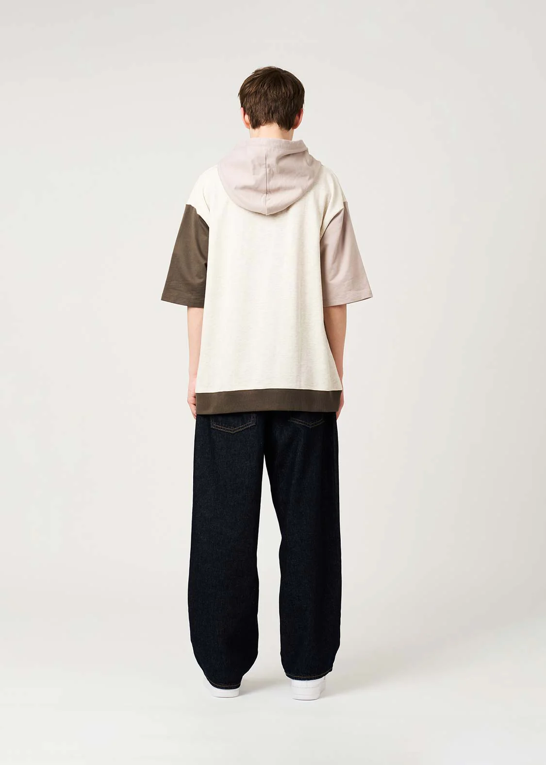 Ikaku Seicho | Short-Sleeved Hoodie - Image 8