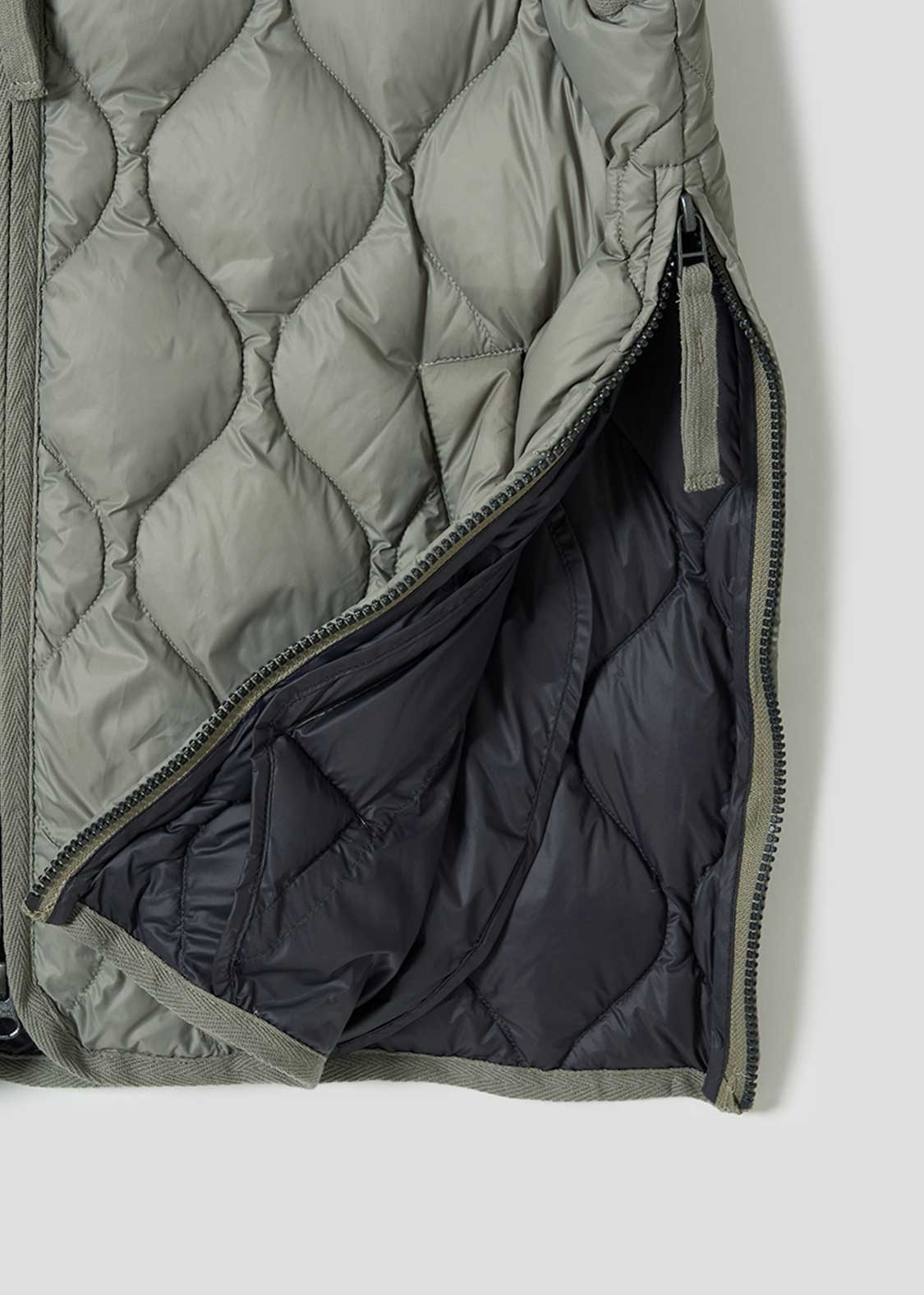Beautiful Shadow B | Light Shell Down Vest - Image 4