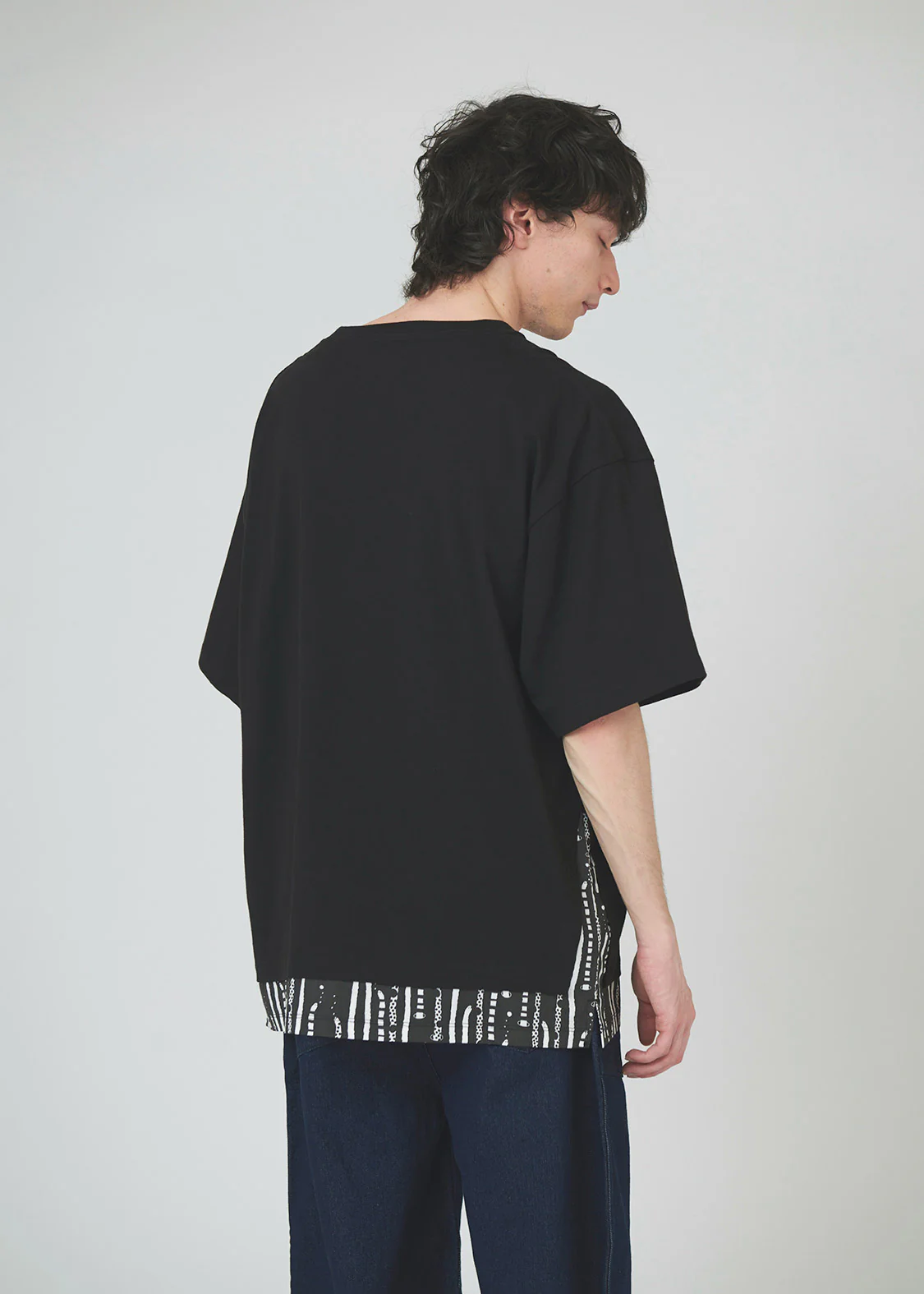 Layered Big Silhouette Short Sleeve Tee (Chin-Anago) - Image 9