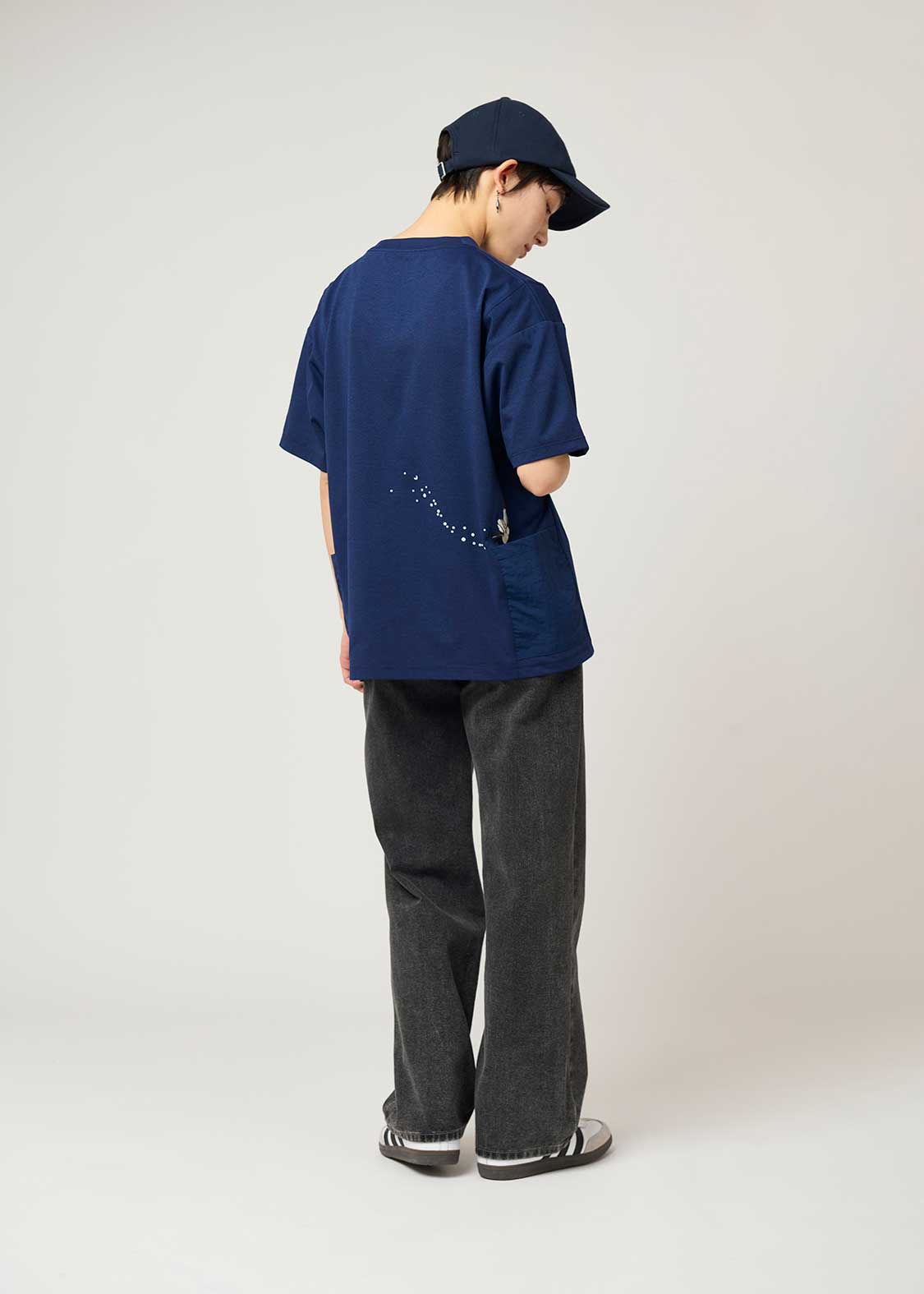 Side Pocket Big Silhouette Short Sleeve Tshirt  (Shimaenaga) - Image 2