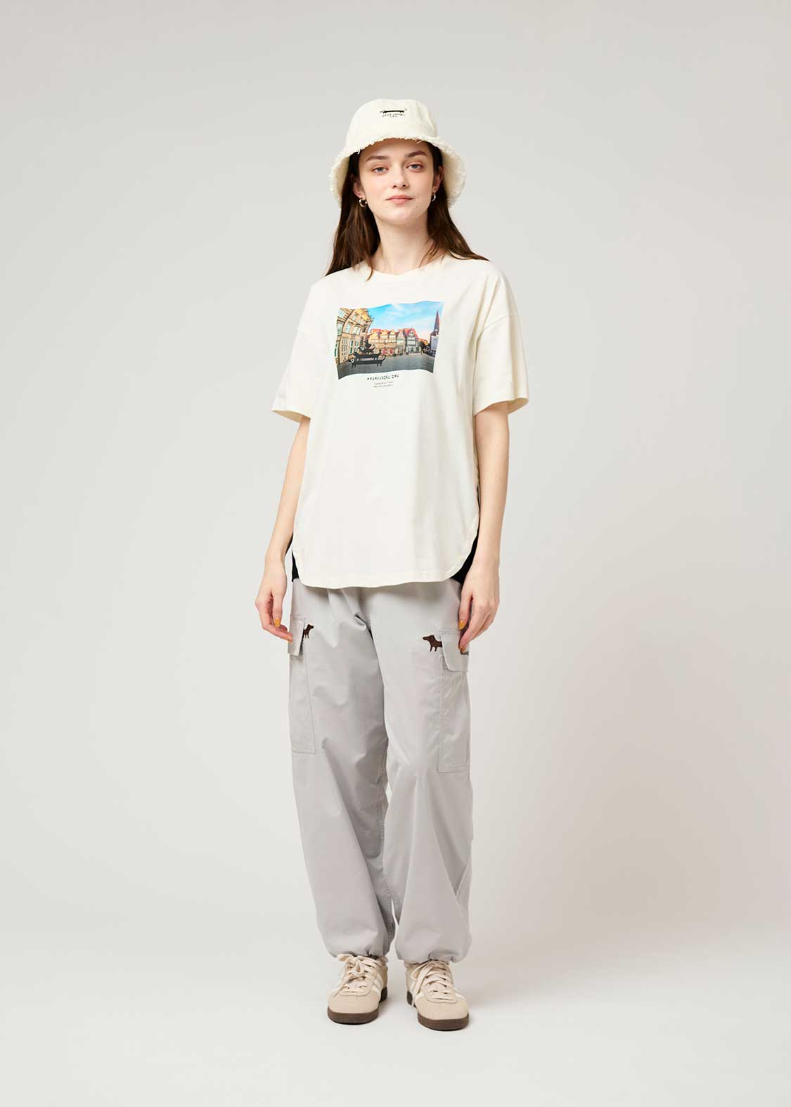Side Gusset Short Sleeve Tee (Nagasugiru Inu Tomodachi from Another World) - Image 2