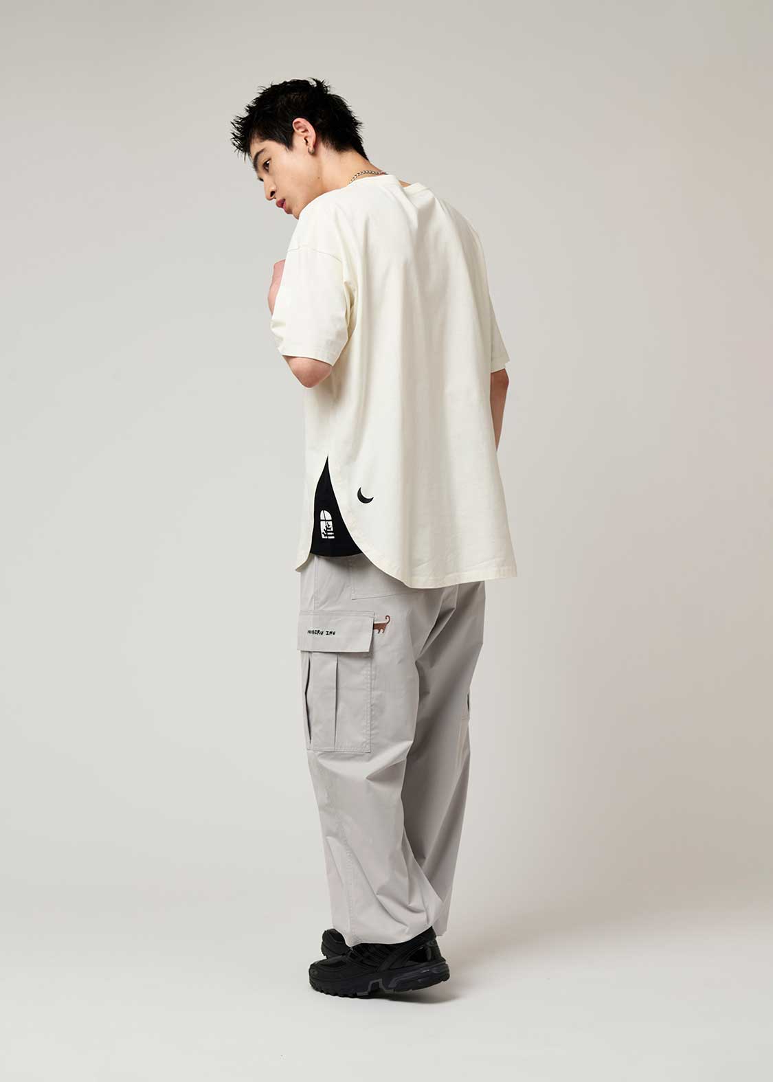 Side Gusset Short Sleeve Tee (Nagasugiru Inu Tomodachi from Another World) - Image 9