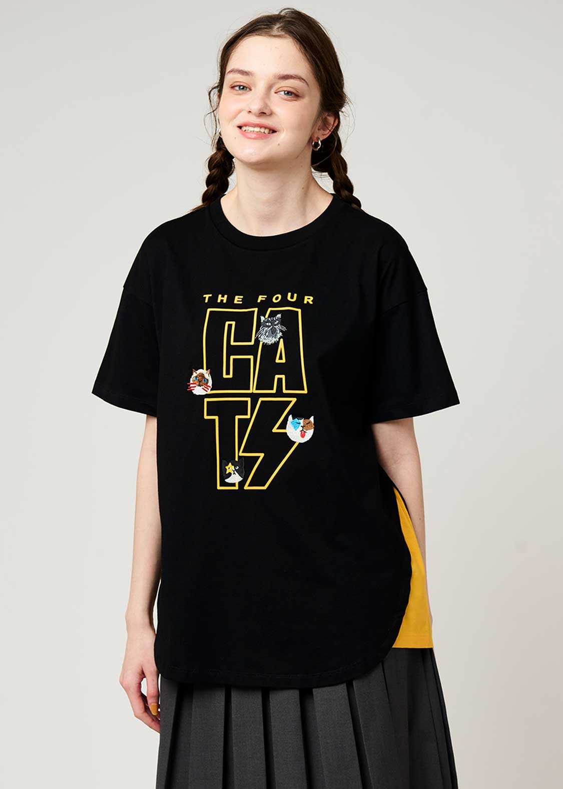 Side Gusset Short Sleeve Tee (THE FOUR CATS Face) - Image 10