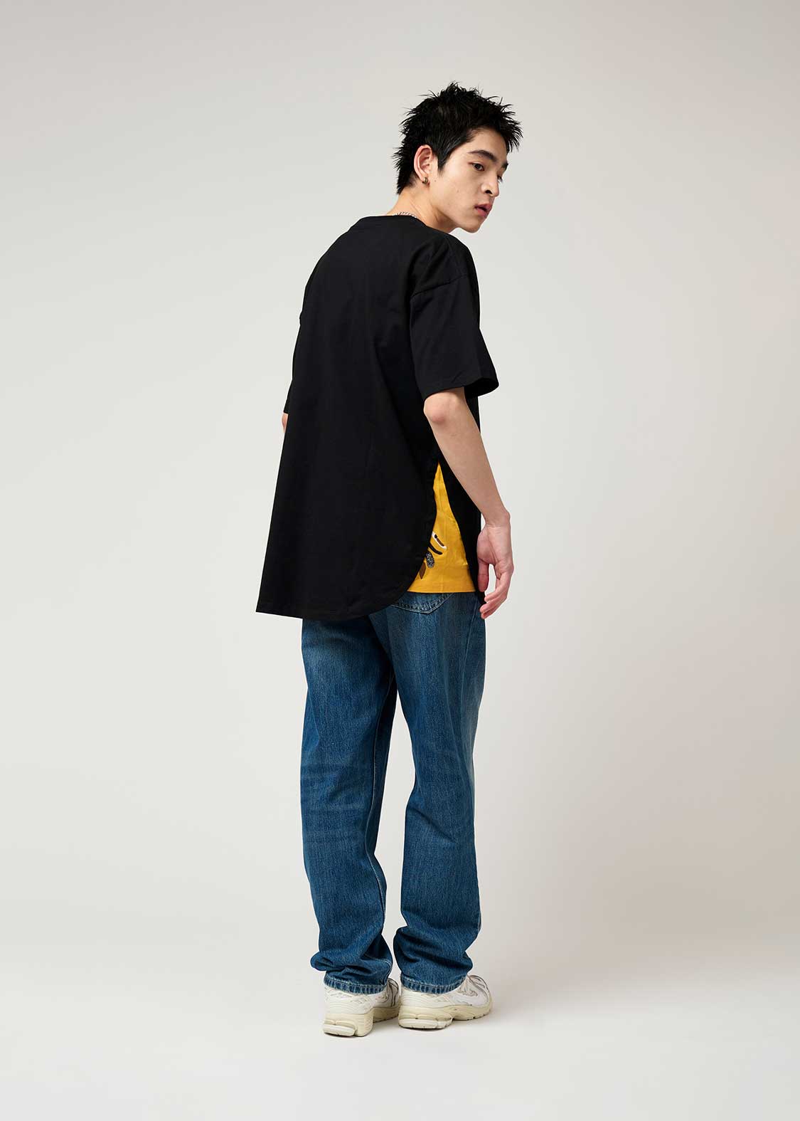 Side Gusset Short Sleeve Tee (THE FOUR CATS Face) - Image 9