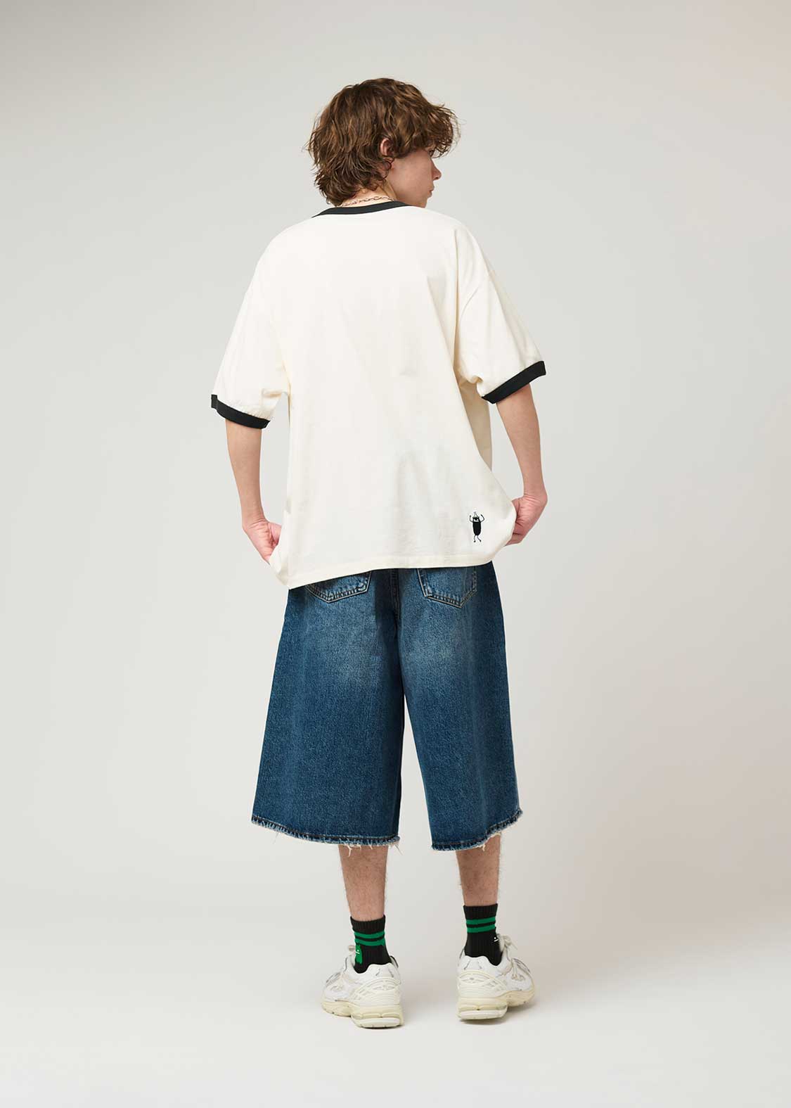 Beautiful Shadow Creature | Big Silhouette Trim T-shirt - Image 8