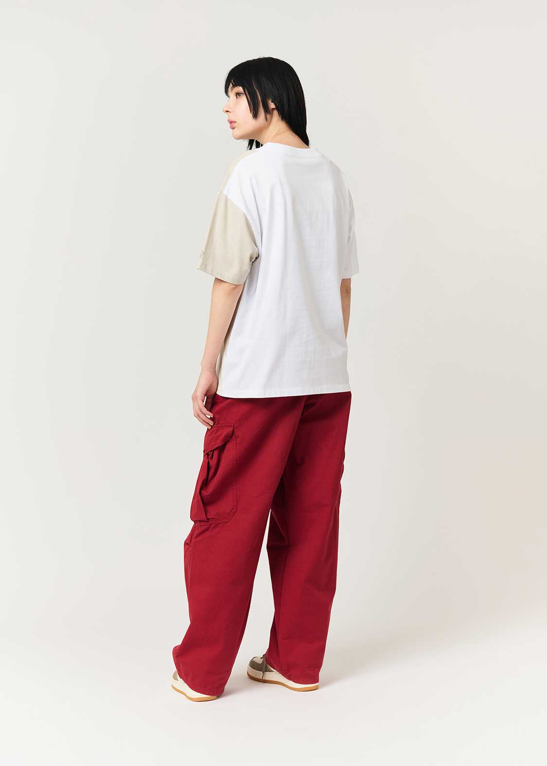 Nagasugiru Inuha Nagasugiru Nekoha | My Home Switching Big Silhouette T-Shirt - Image 10