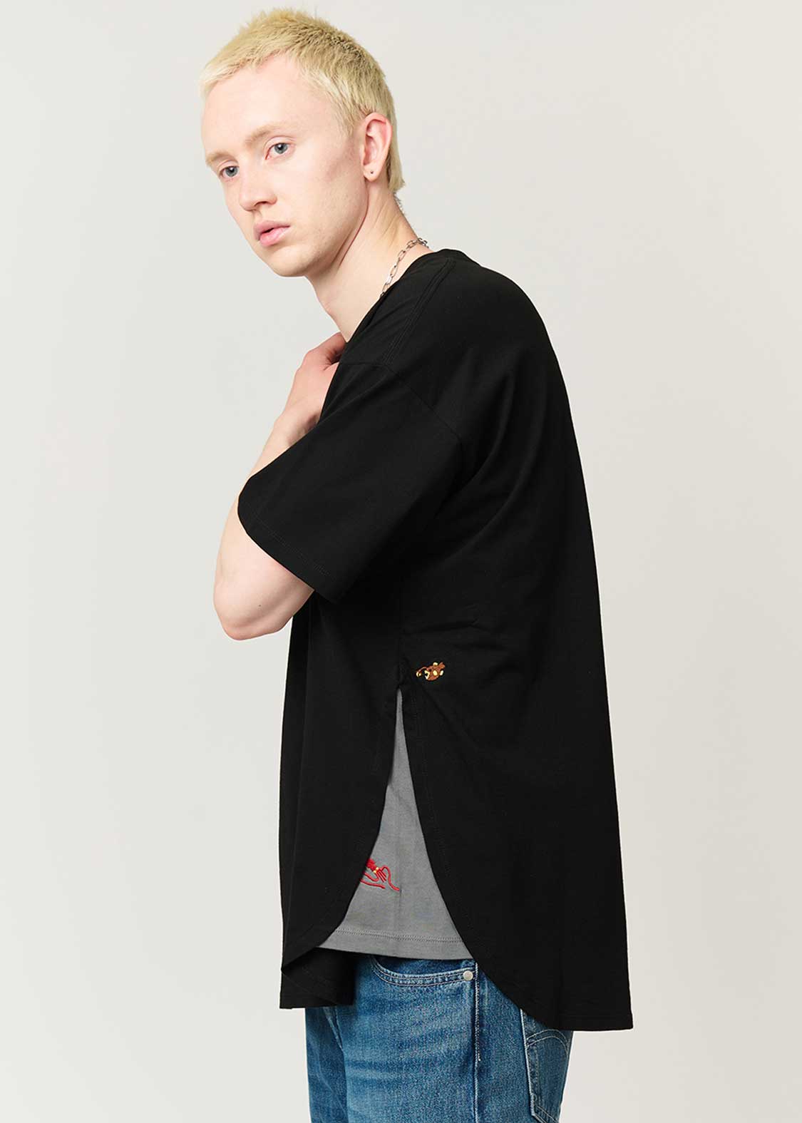 Mysterious Animals | Side Gusset T-Shirt - Image 8