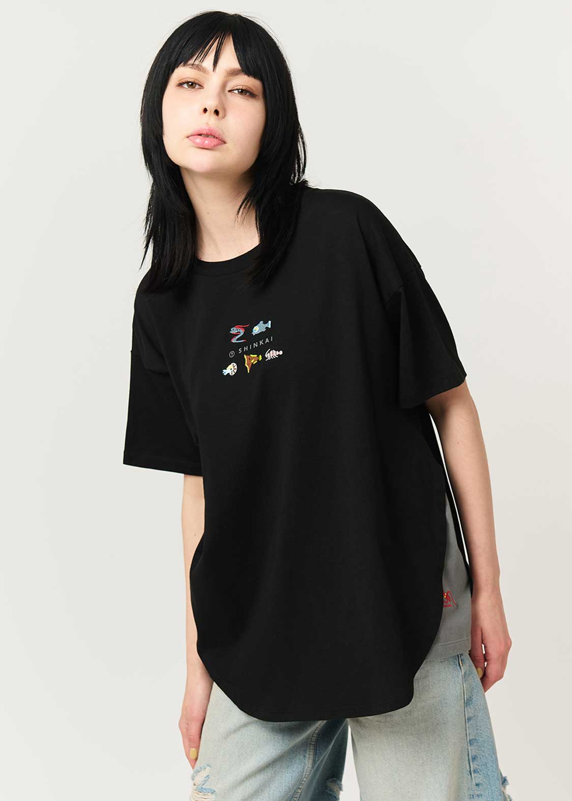Mysterious Animals | Side Gusset T-Shirt - Image 9