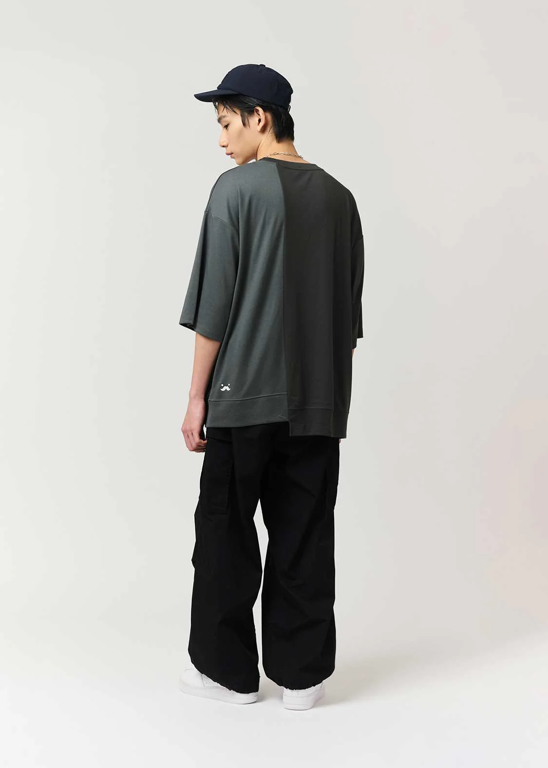 Beautiful Shadow Gentlemen | Big Silhouette T-Shirt With Switching - Image 8
