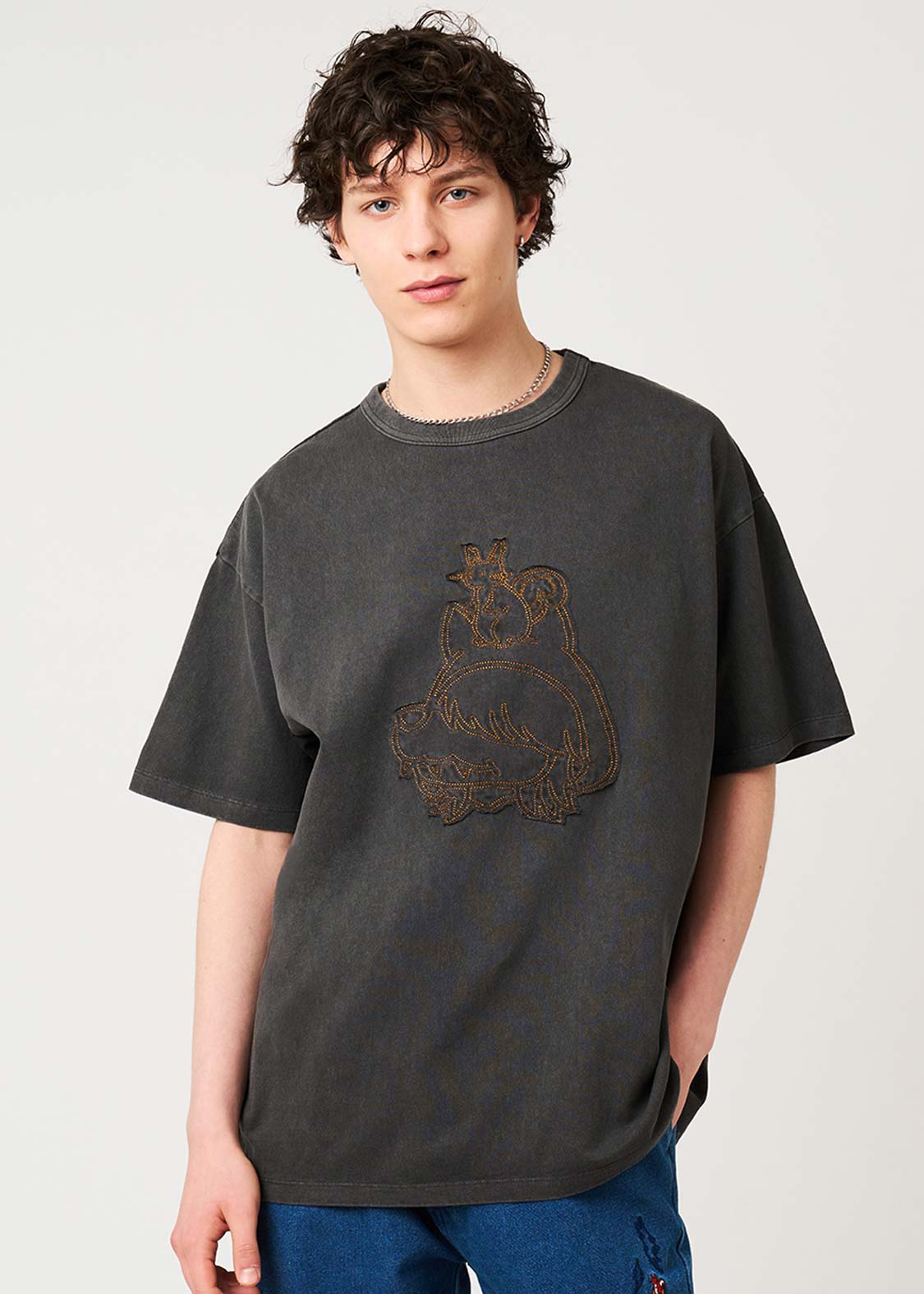 Shounen Wolf A | Pigment Big Silhouette T-Shirt - Image 7