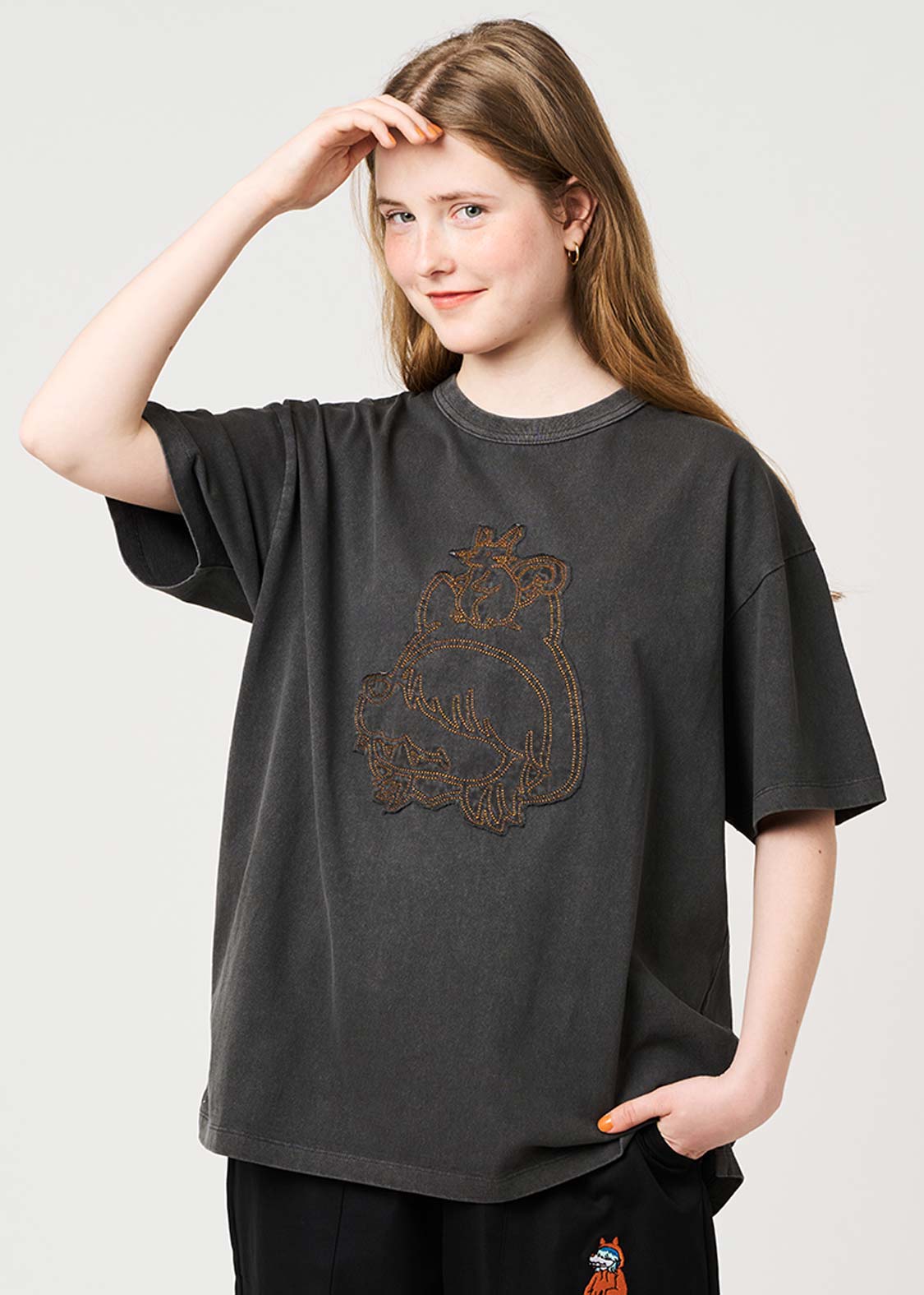 Shounen Wolf A | Pigment Big Silhouette T-Shirt - Image 9