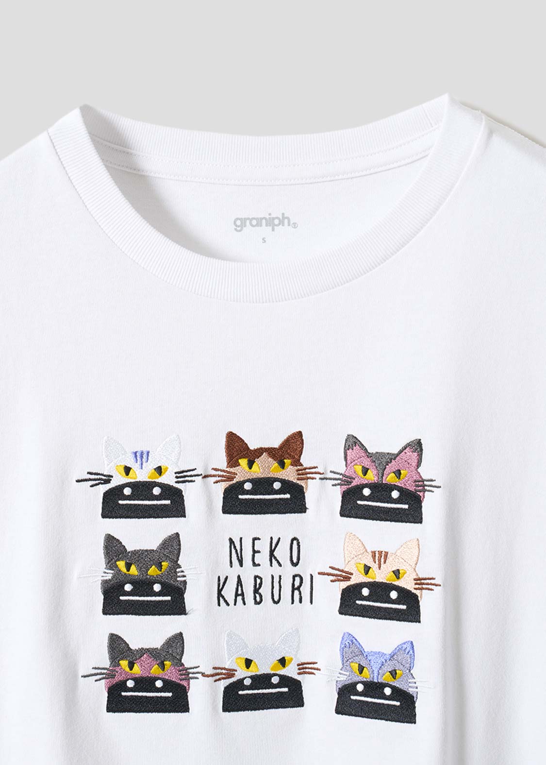 Neko Kaburi Beautiful Shadow WH | Oversized T-Shirt - Image 3