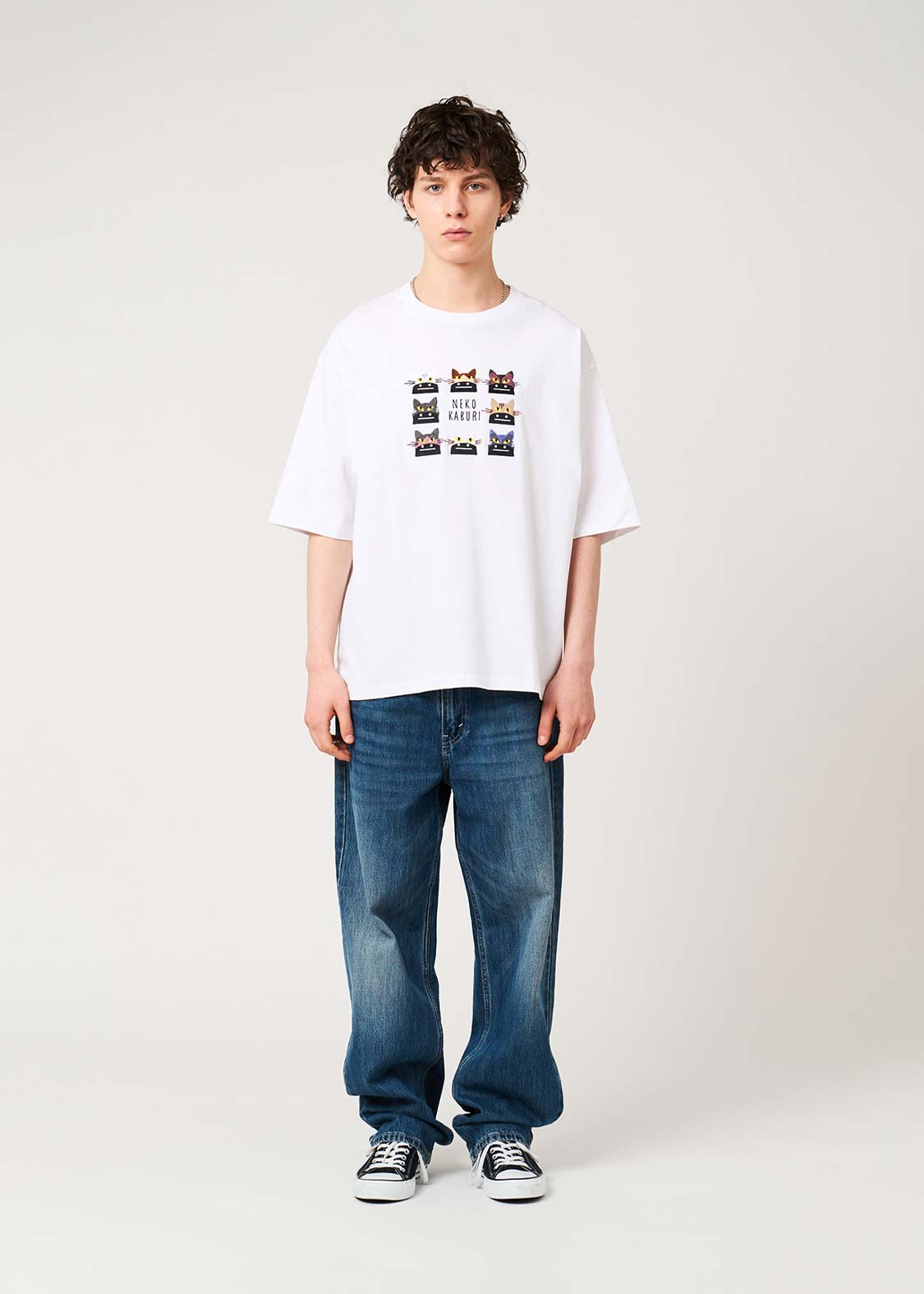 Neko Kaburi Beautiful Shadow WH | Oversized T-Shirt - Image 8