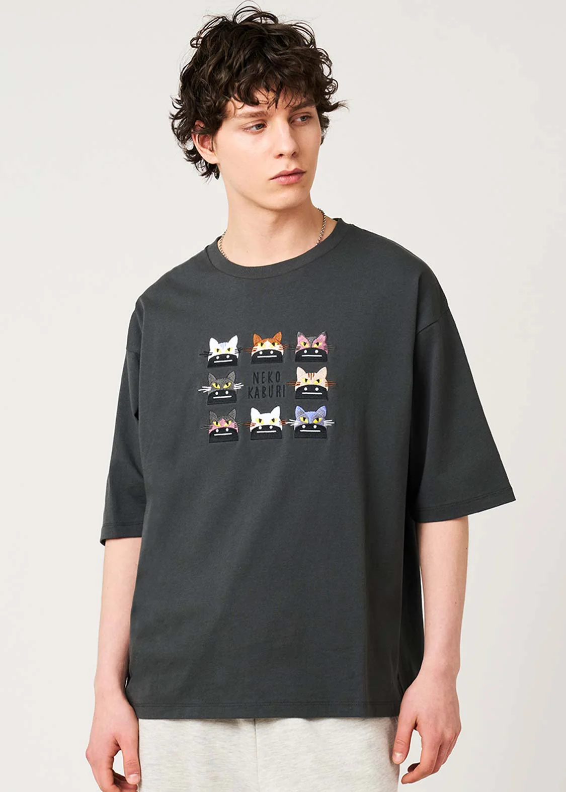 Neko Kaburi Beautiful Shadow DRK | Oversized T-Shirt - Image 7