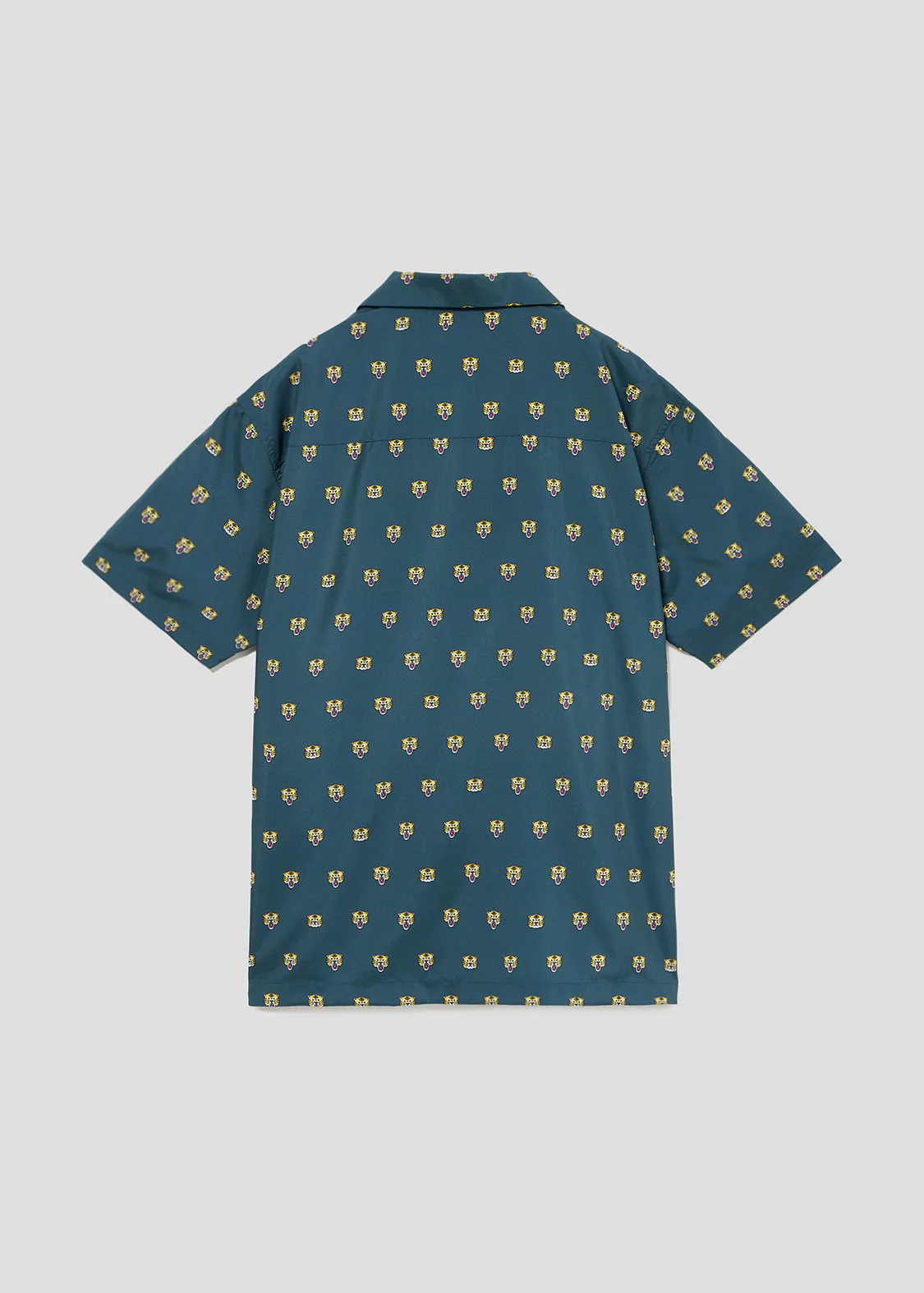 Open Collar Short Sleeve Shirt (Tiger Embroidery) - Image 3