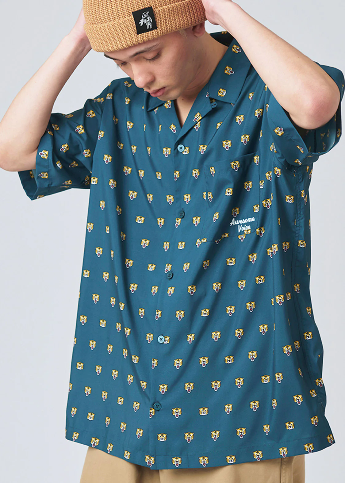 Open Collar Short Sleeve Shirt (Tiger Embroidery) - Image 7
