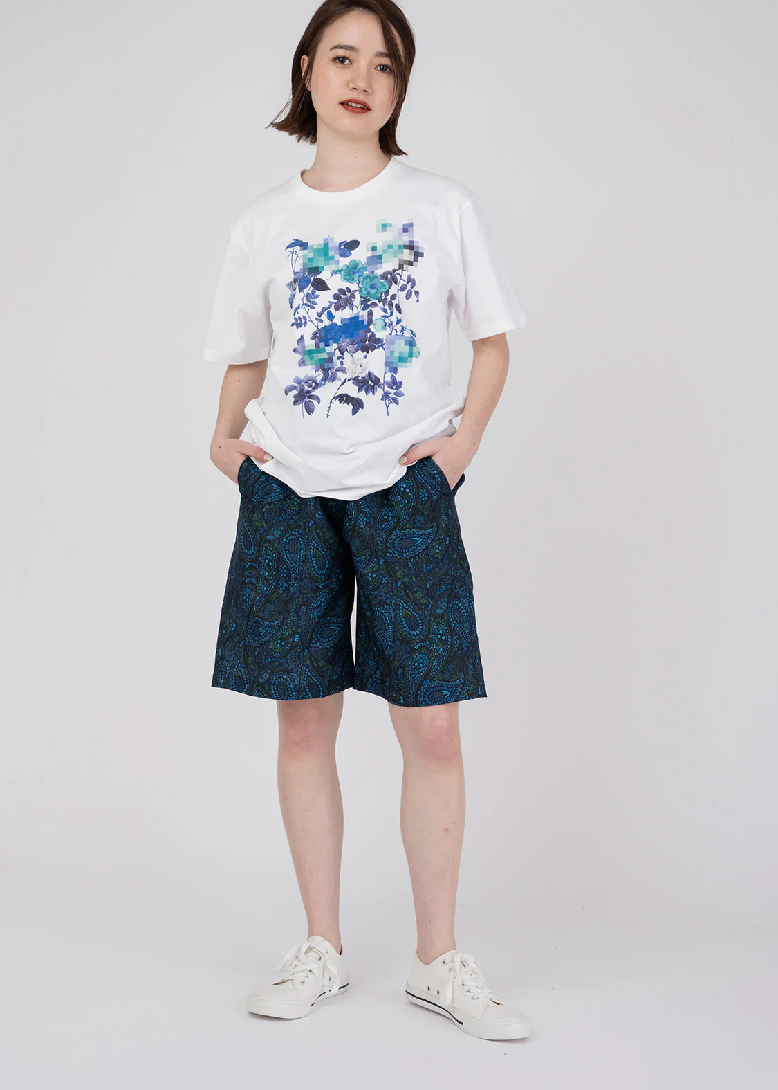 Big Silhouette Short Pants (Botanical Paisley) - Image 10