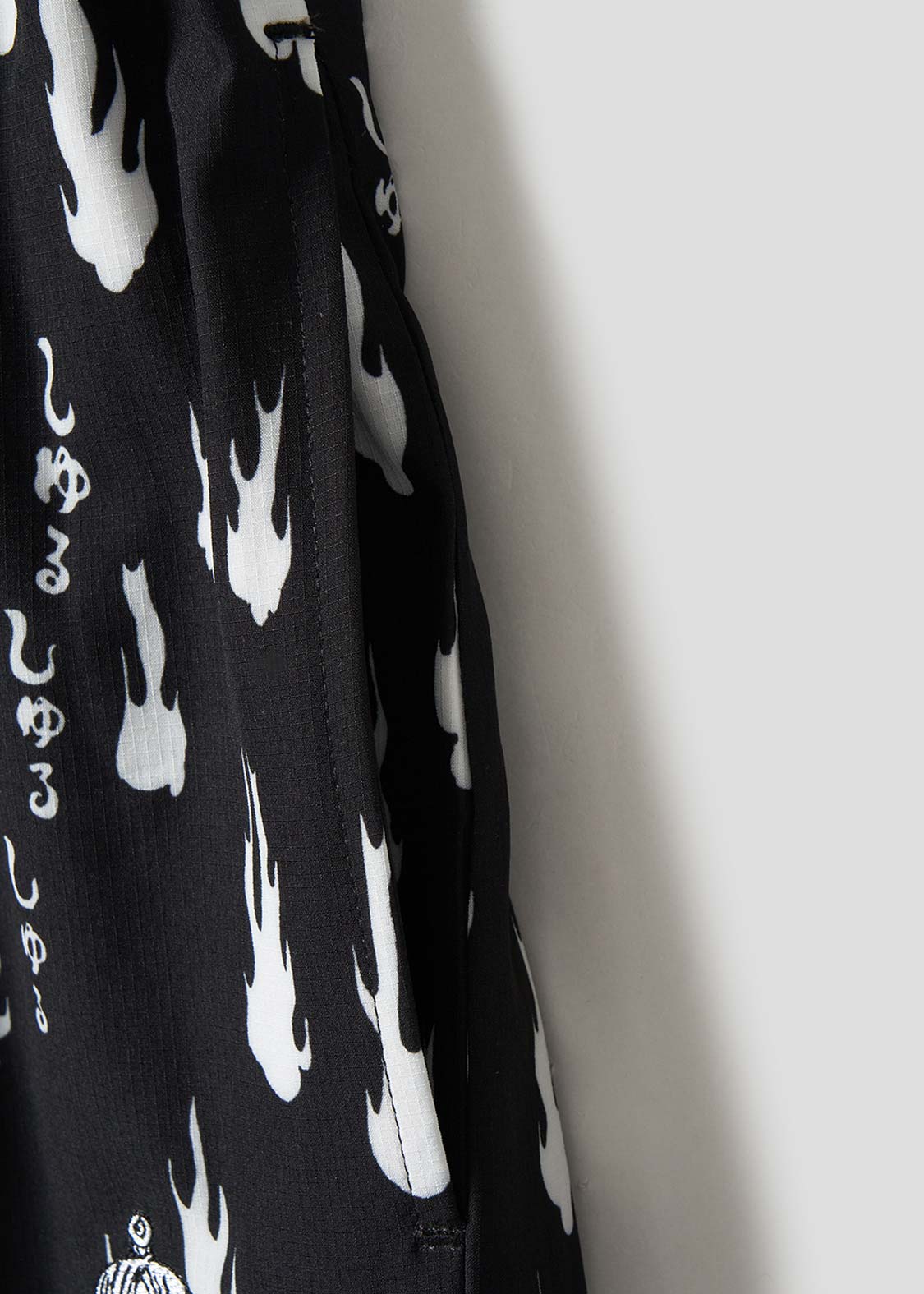 Shigeru Mizuki Multi Pattern Easy Pants (Shigeru Mizuki_Disembodied Soul Pattern) - Image 5