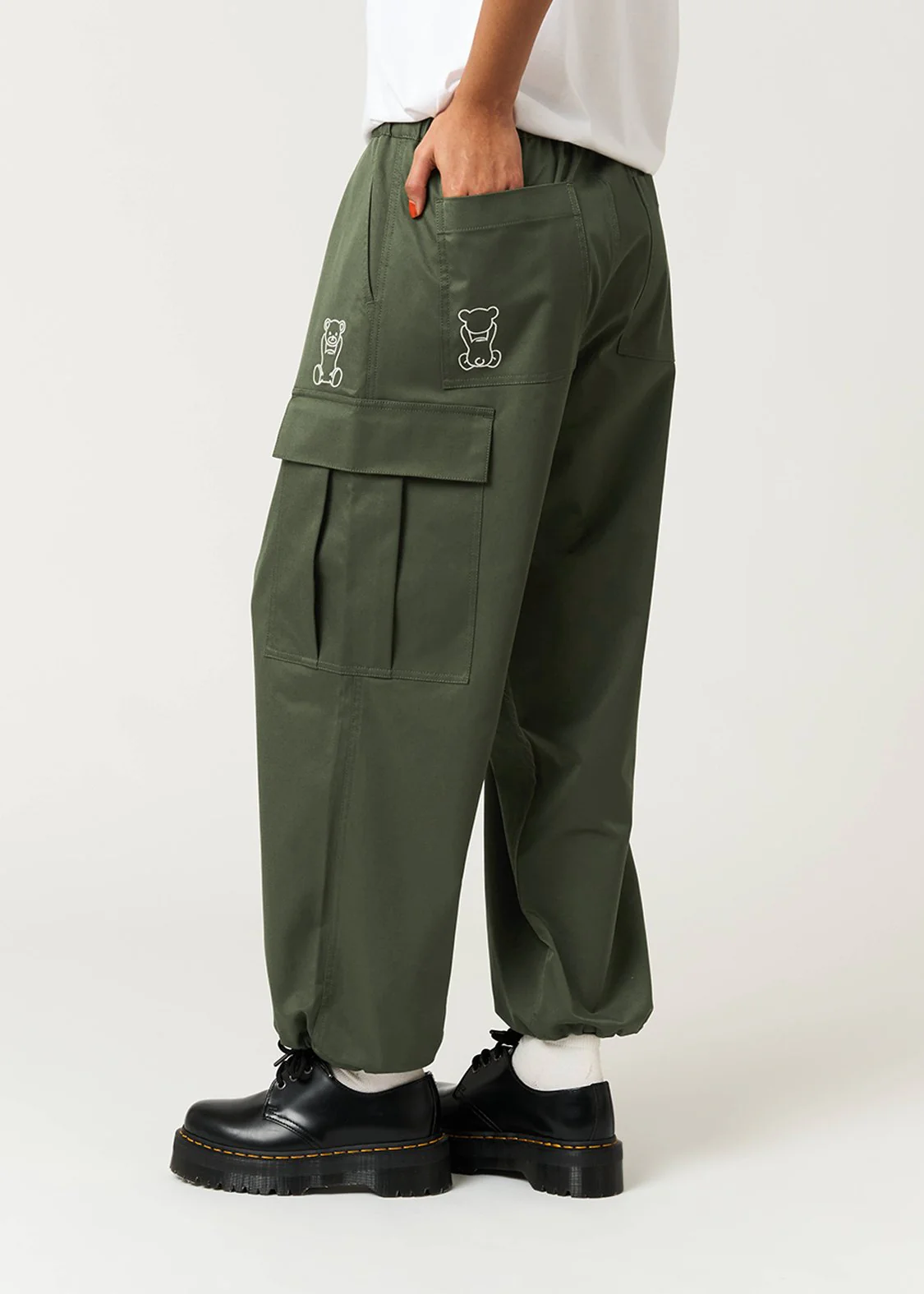 Control Bear - Green | Cargo Pants - Image 9