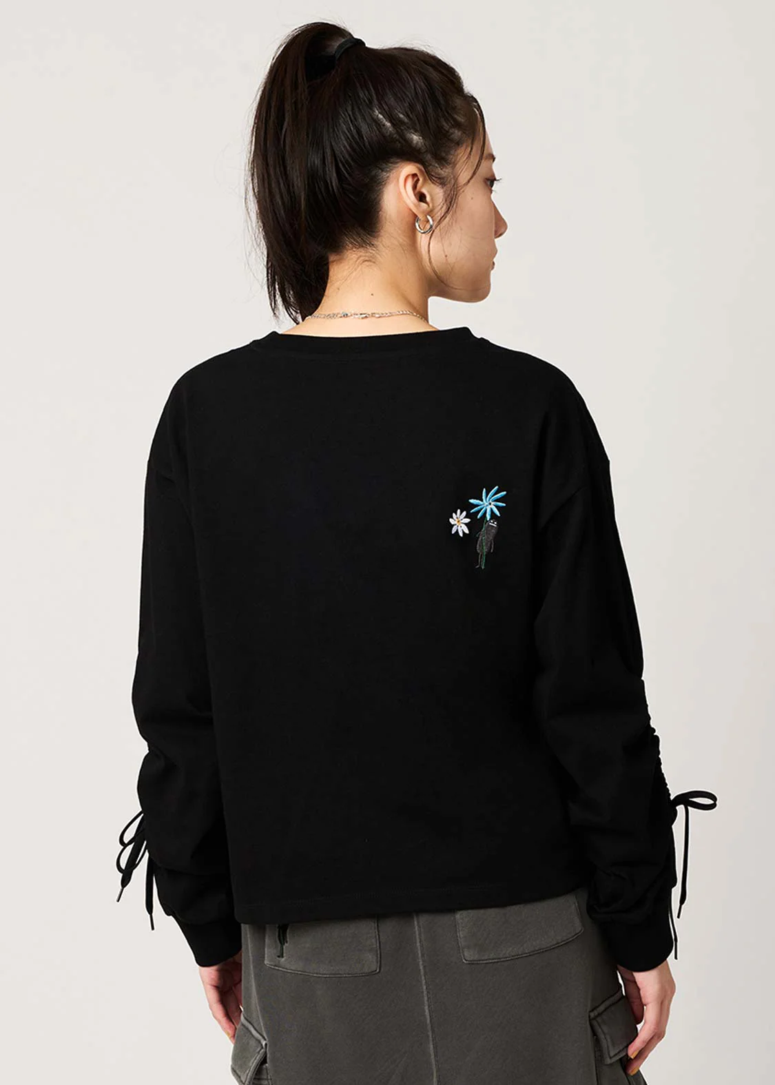 Beautiful Shadow Bloom | Gathered Sleeve Long T-Shirt - Image 7