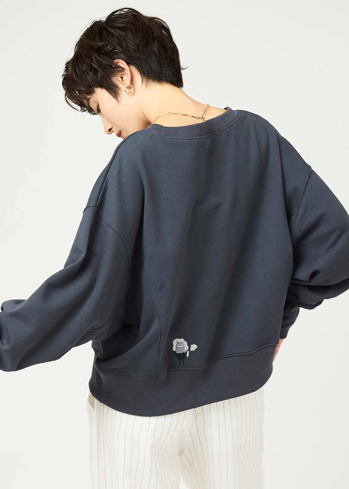 Cropped Sweat (Beautiful Shadow Creature) - Image 8