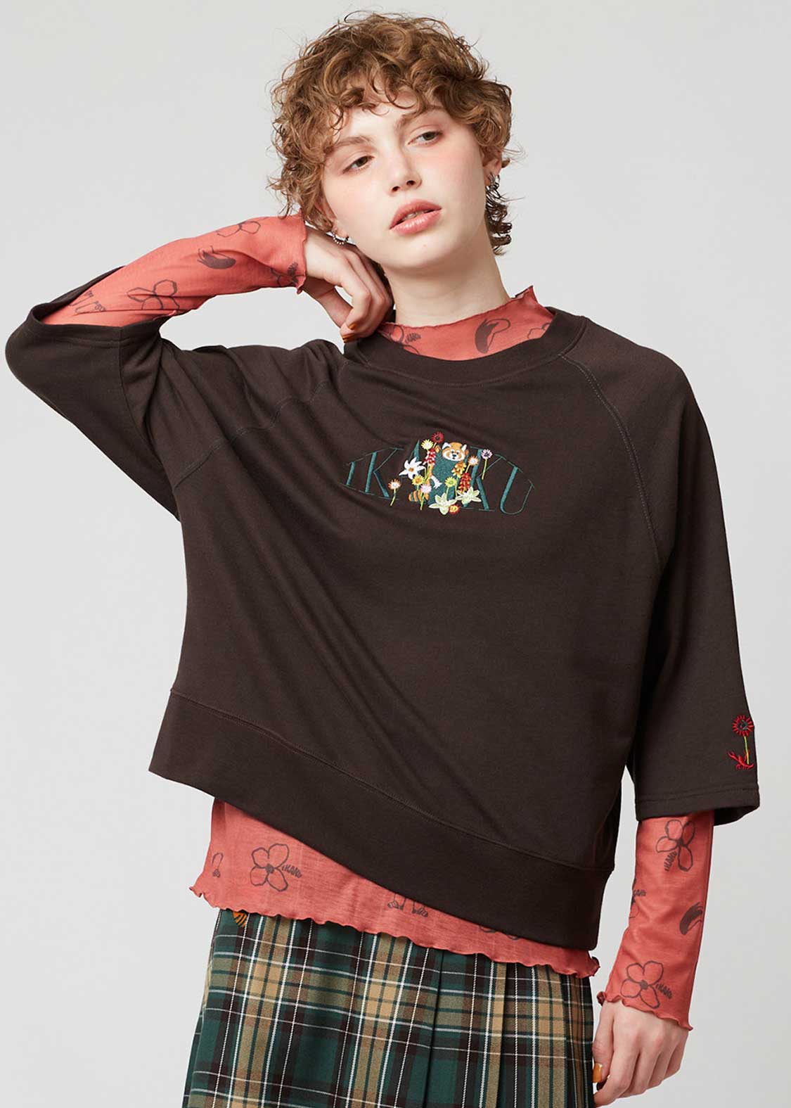 Ikaku | 3/4 Sleeve Sweatshirt - Image 6
