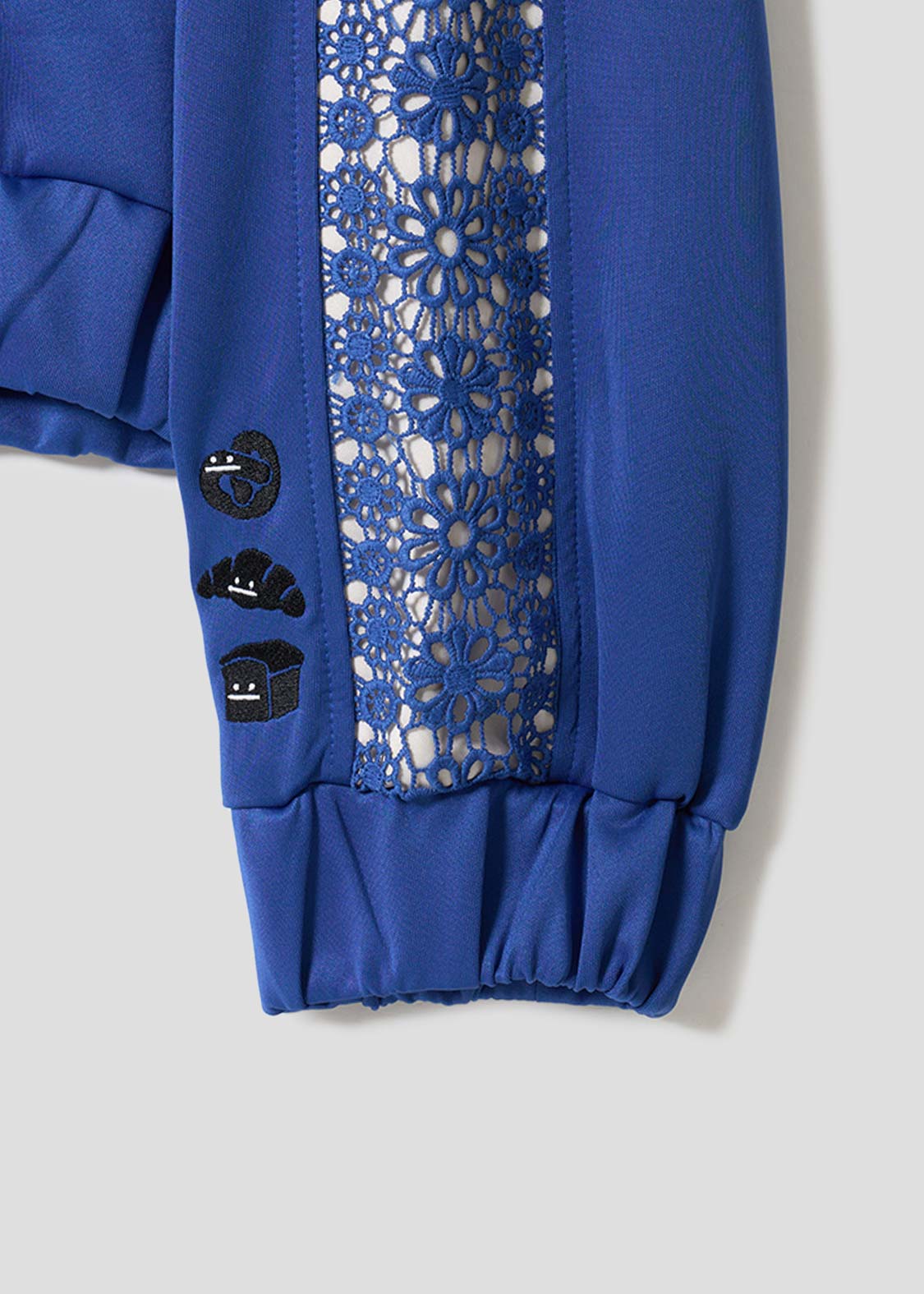 Beautiful Shadow Bakery | Lace Short Blouson - Image 5
