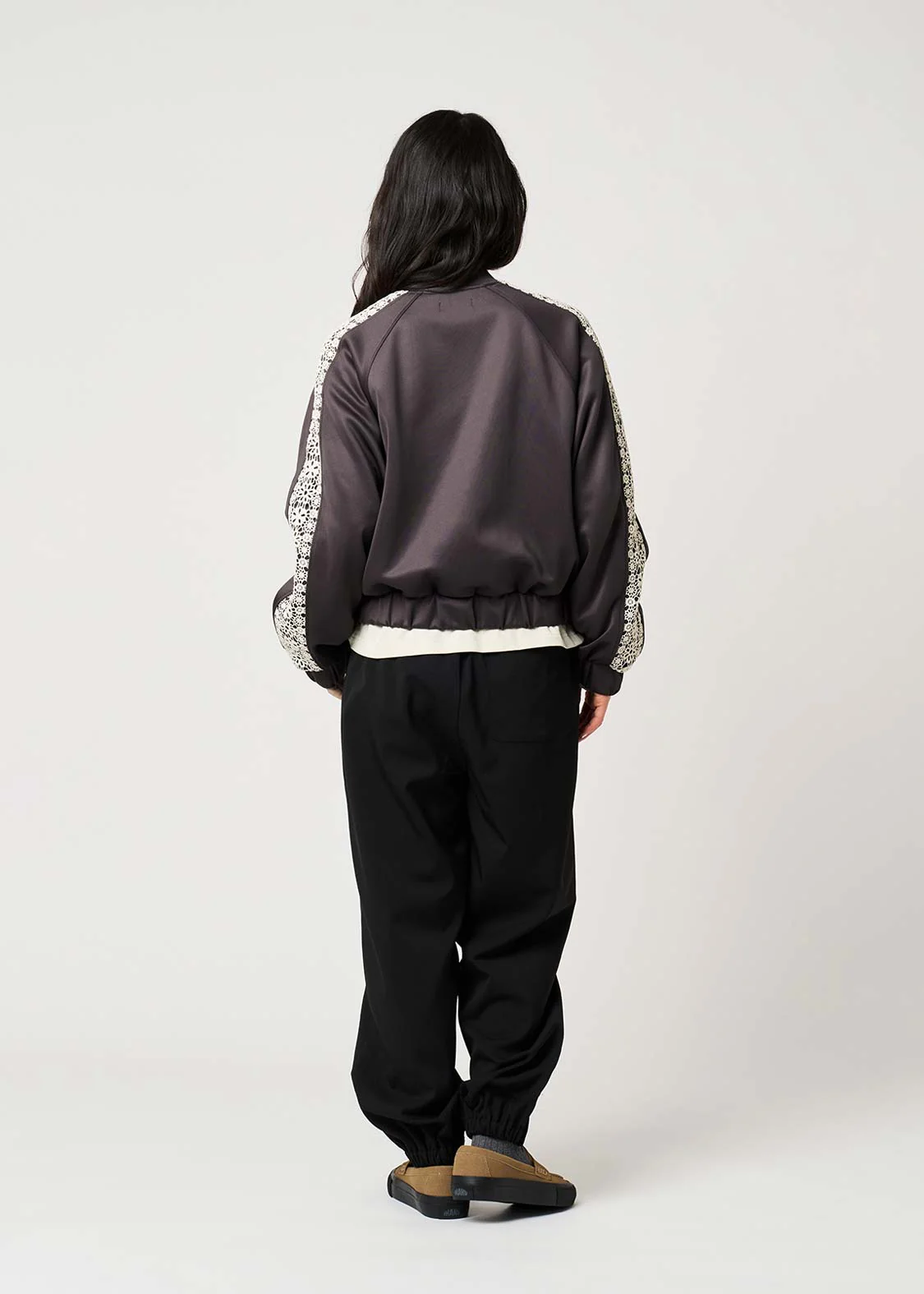 Ikaku Bikkuri Hatena | Lace Short Blouson - Image 10
