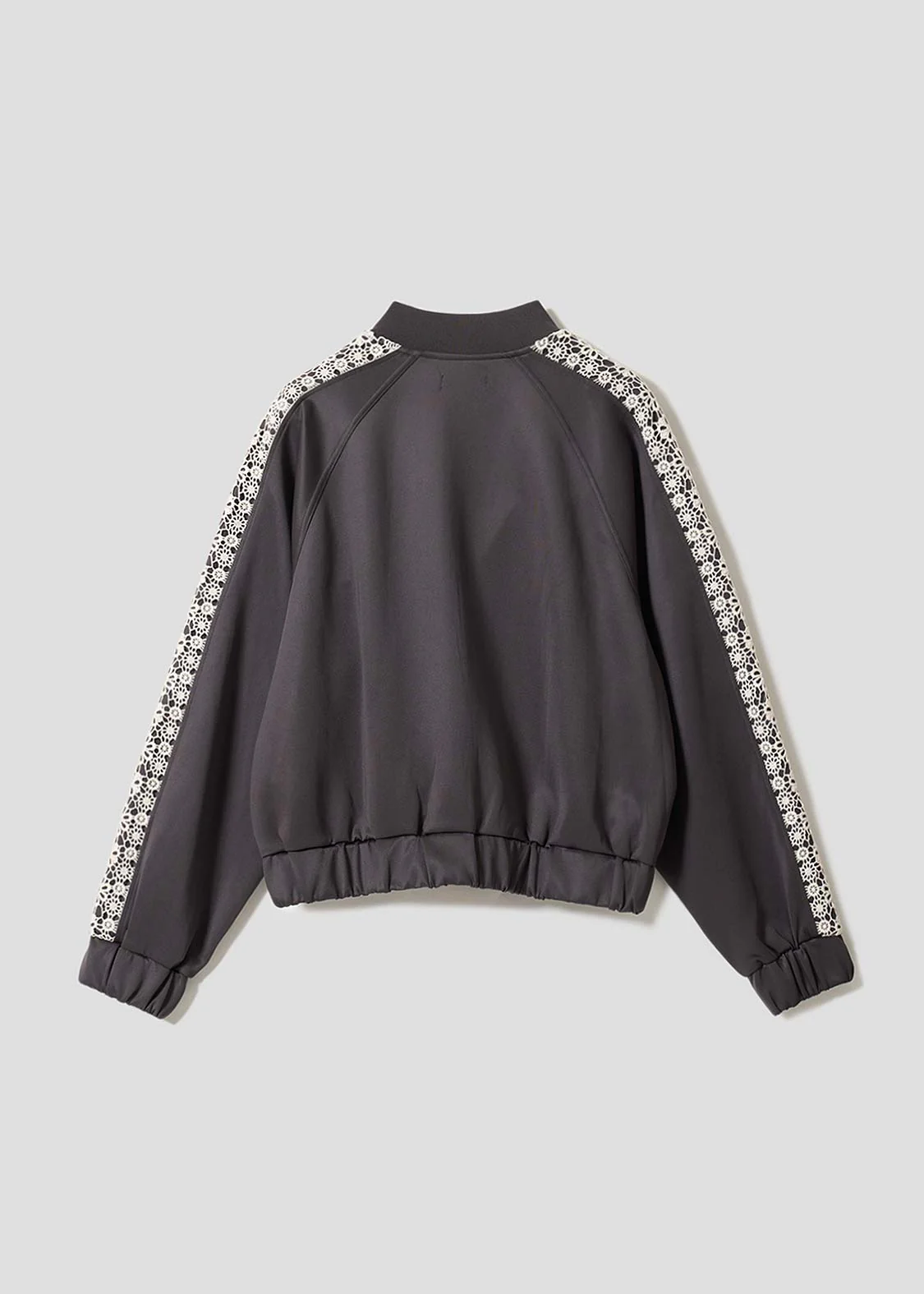 Ikaku Bikkuri Hatena | Lace Short Blouson - Image 2
