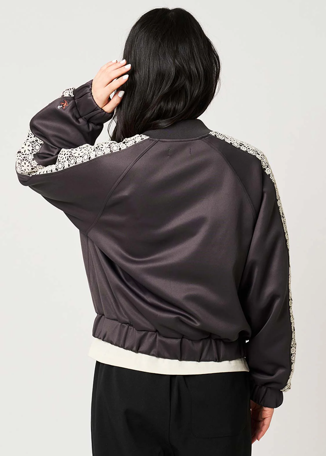 Ikaku Bikkuri Hatena | Lace Short Blouson - Image 7