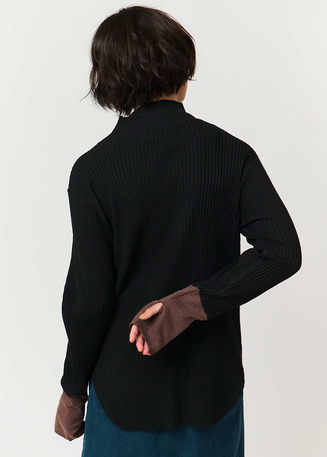 Ikaku Crayfish | Thumbhole Knit - Image 7