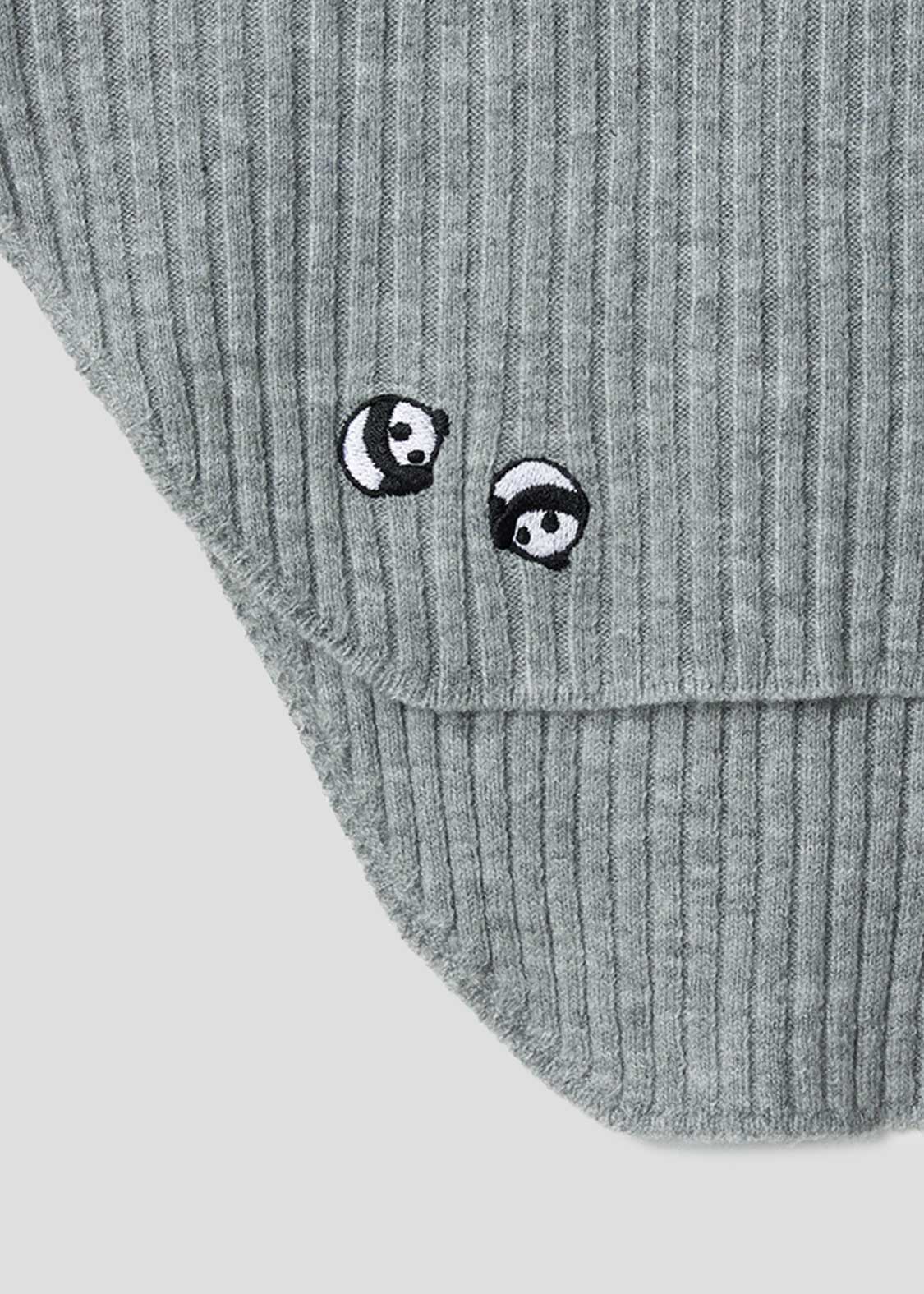 Rolling Pandas Pennant | Thumbhole Knit - Image 5