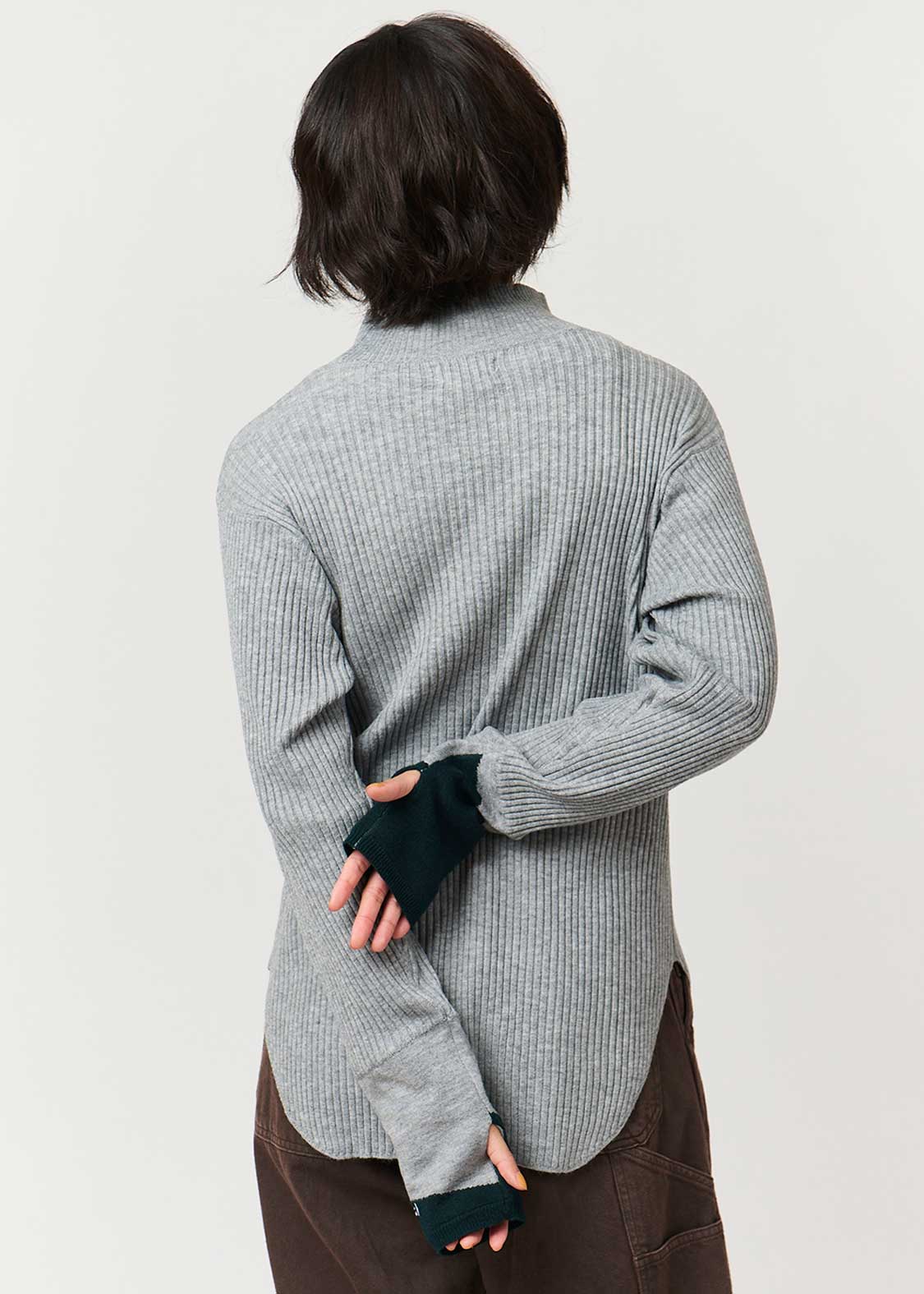 Rolling Pandas Pennant | Thumbhole Knit - Image 7