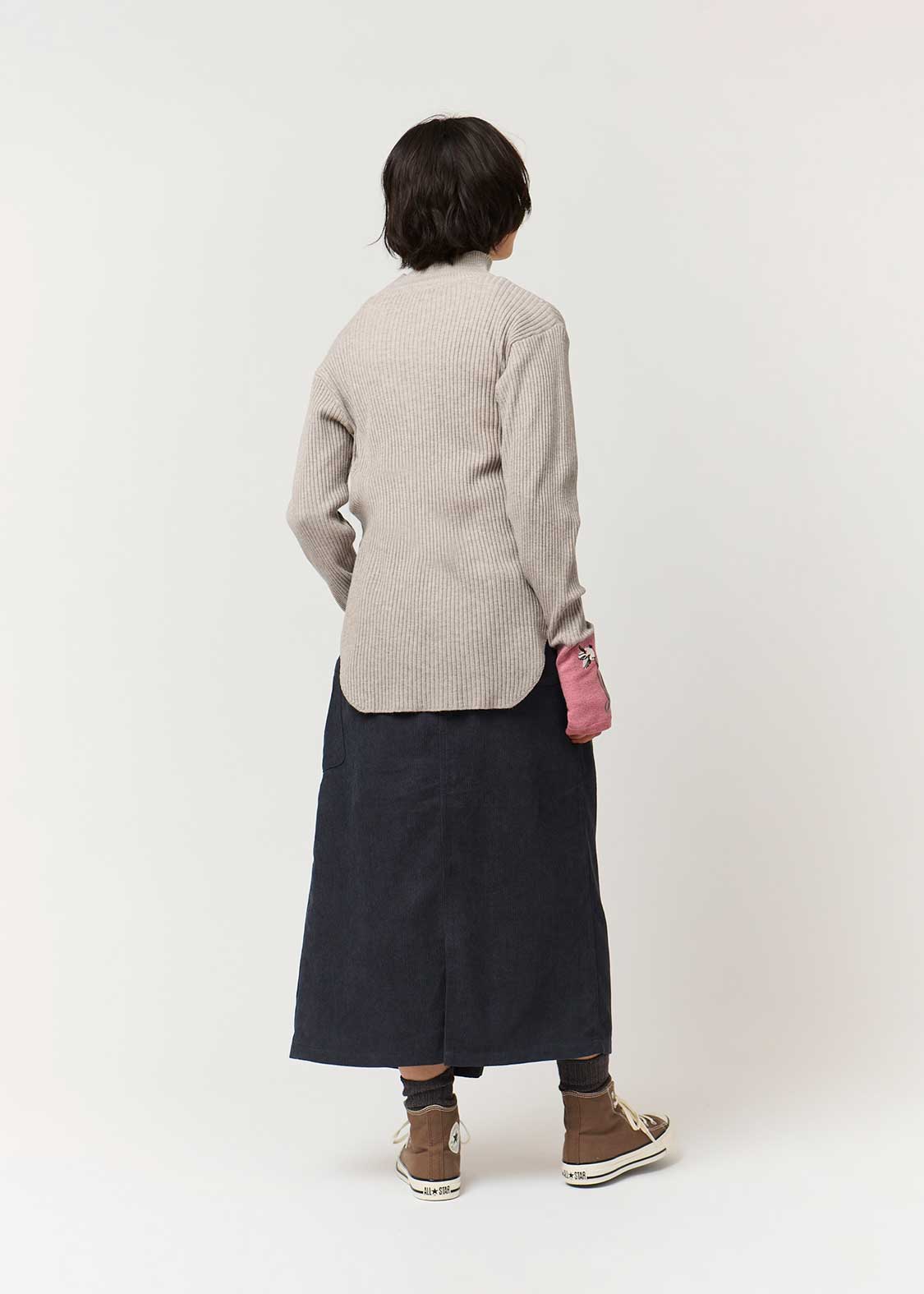 Shimaenaga | Thumbhole Knit - Image 10