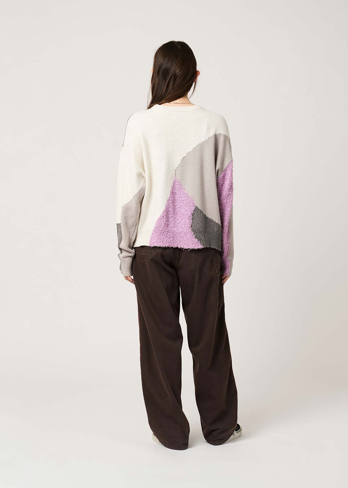 Ikaku | Switch Crew Neck Knit - Image 10