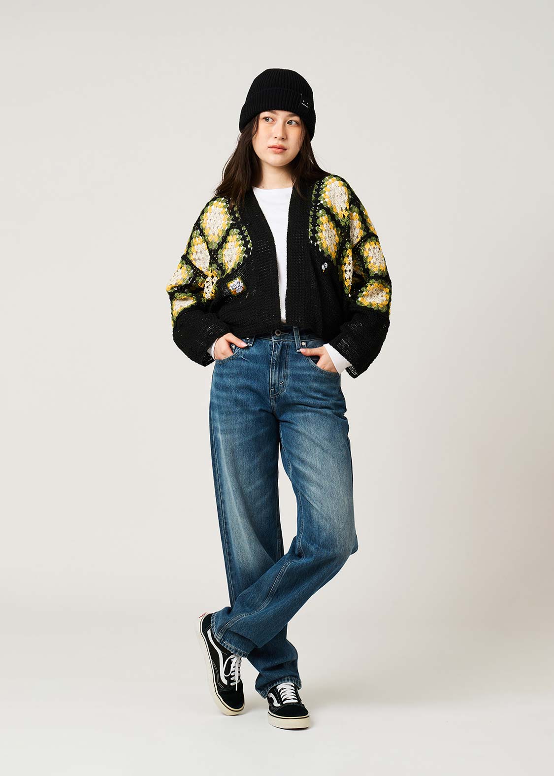 Rolling Pandas Painting | Crochet Short Knit Cardigan - Image 10