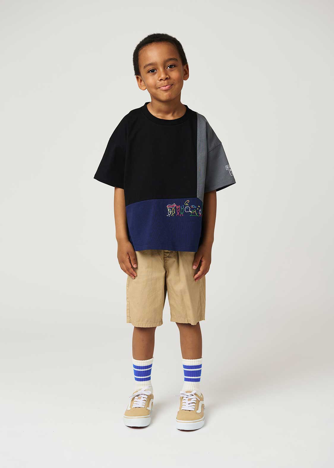 Beautiful Shadow March | My Home Switching Big Silhouette Kids T-Shirt - Image 8