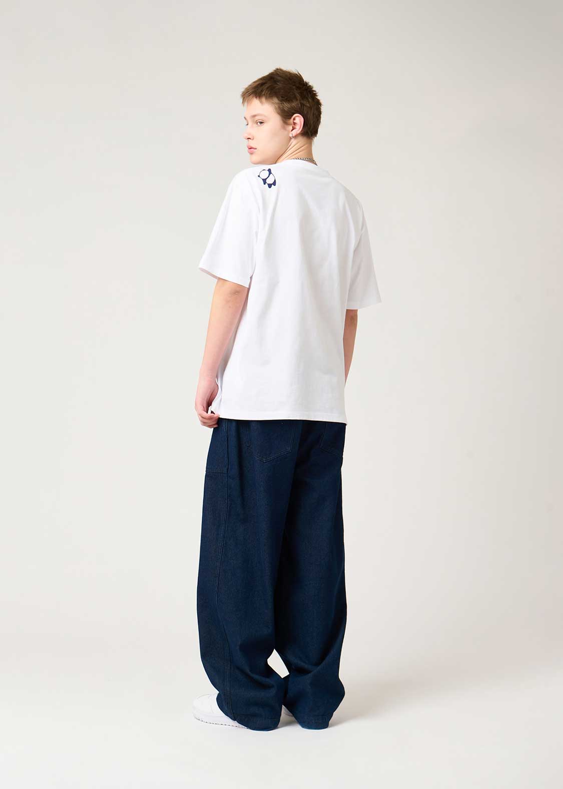 Rolling Pandas Long Logo | T-shirt - Image 9