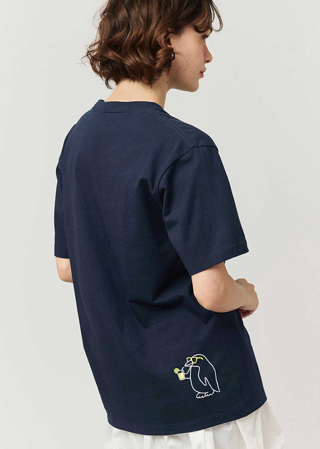 City Boy Penguin Pipeline | T-Shirt - Image 6