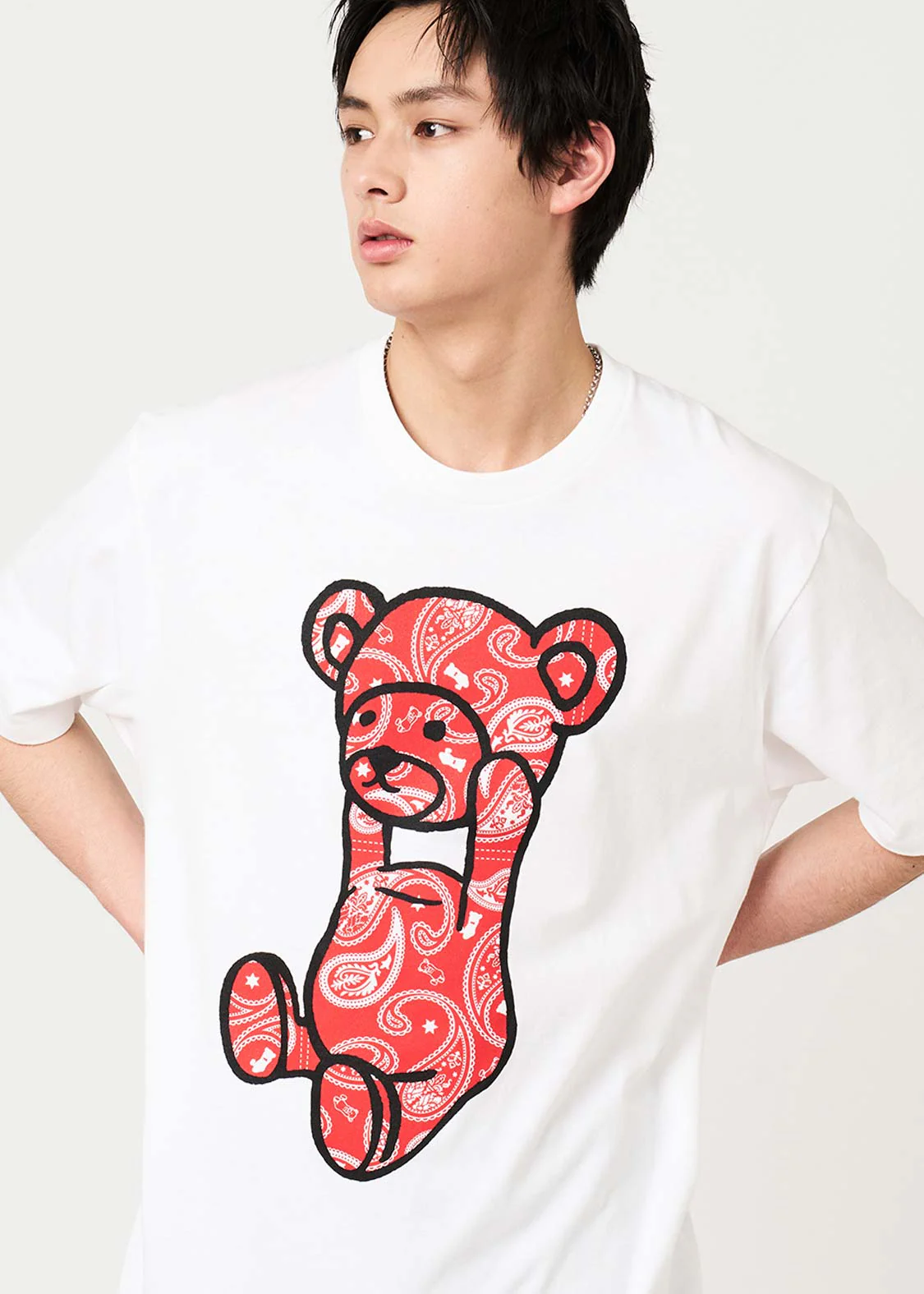 Paisley Control Bear Red | T-Shirt - Image 6