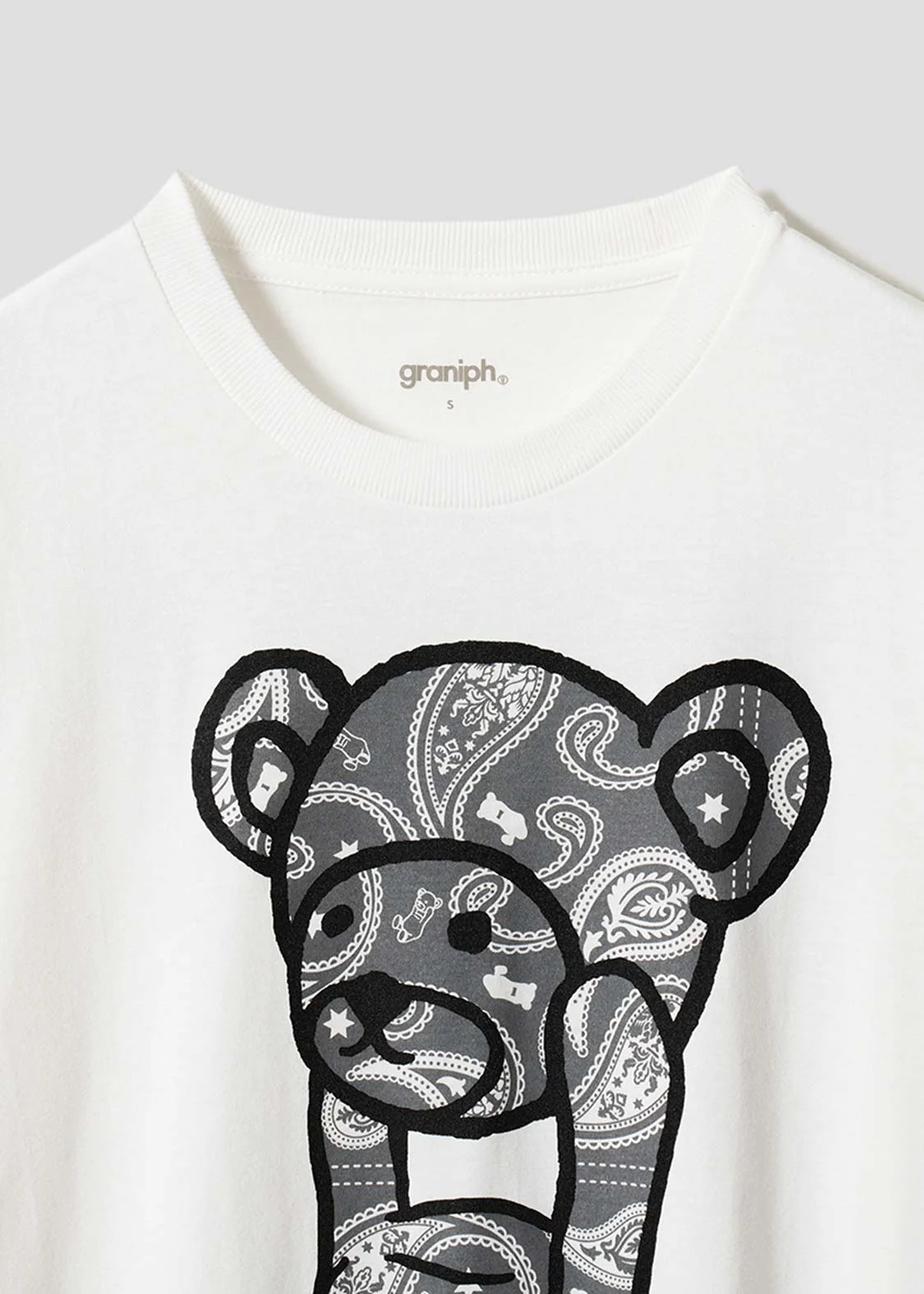 Paisley Control Bear Grey | T-Shirt - Image 3