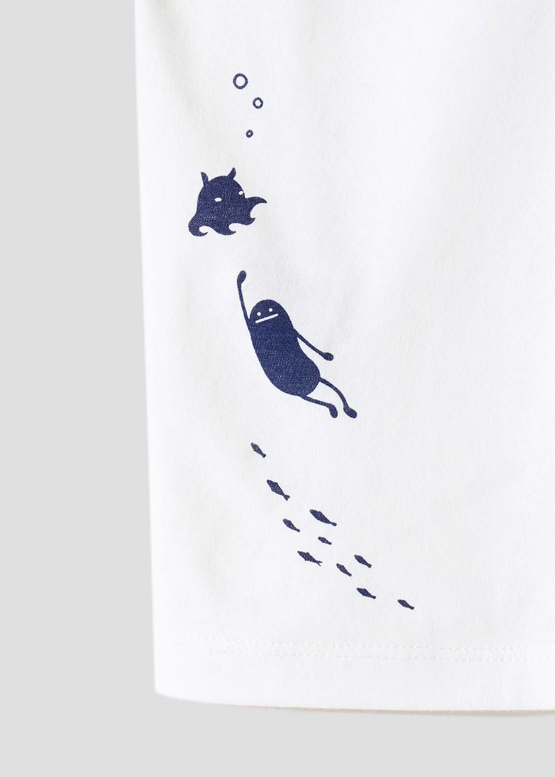 Mendaco Duck Cap Beautiful Shadow | T-Shirt - Image 5