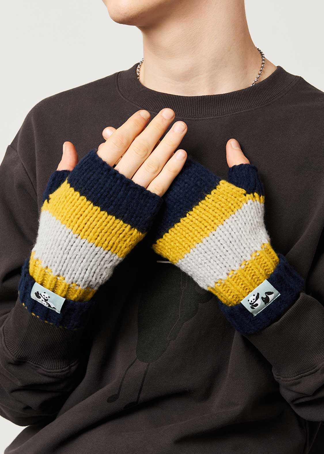 Rolling Pandas | Knit Line Gloves - Image 7