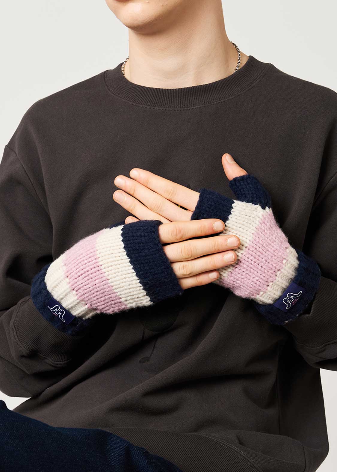 Big Mimi | Knit Line Gloves - Image 6