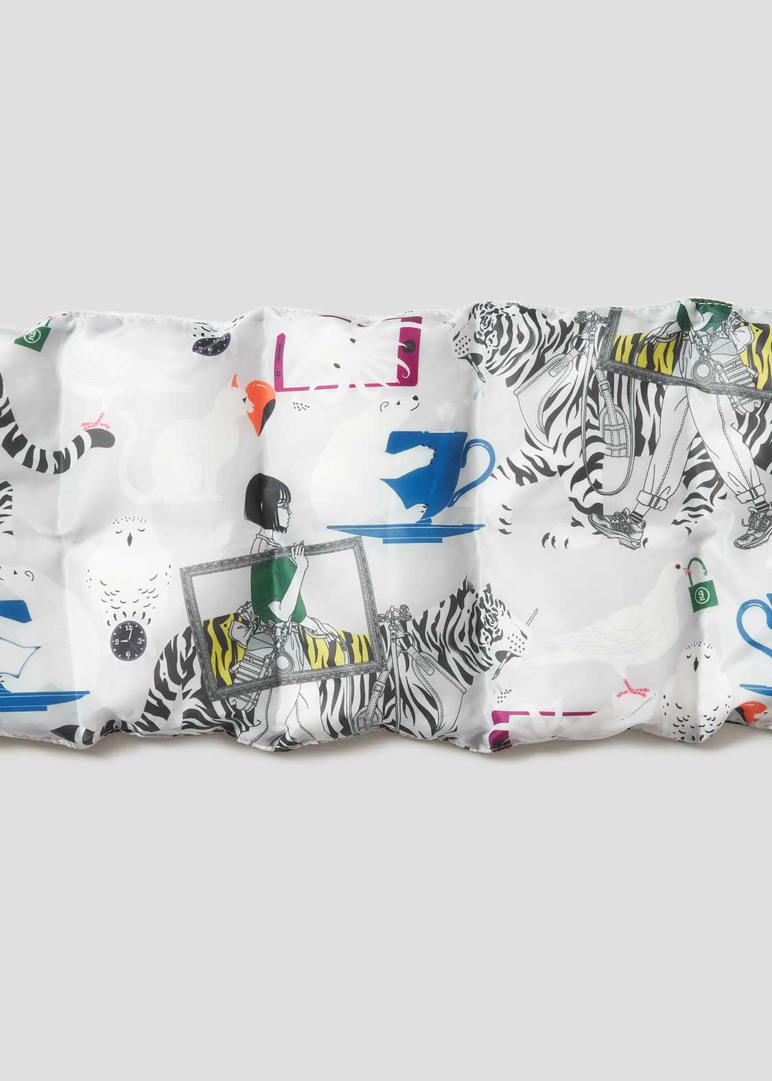 Yusuke Nakamura Down Muffler  (Yusuke Nakamura_graniph pattern) - Image 5